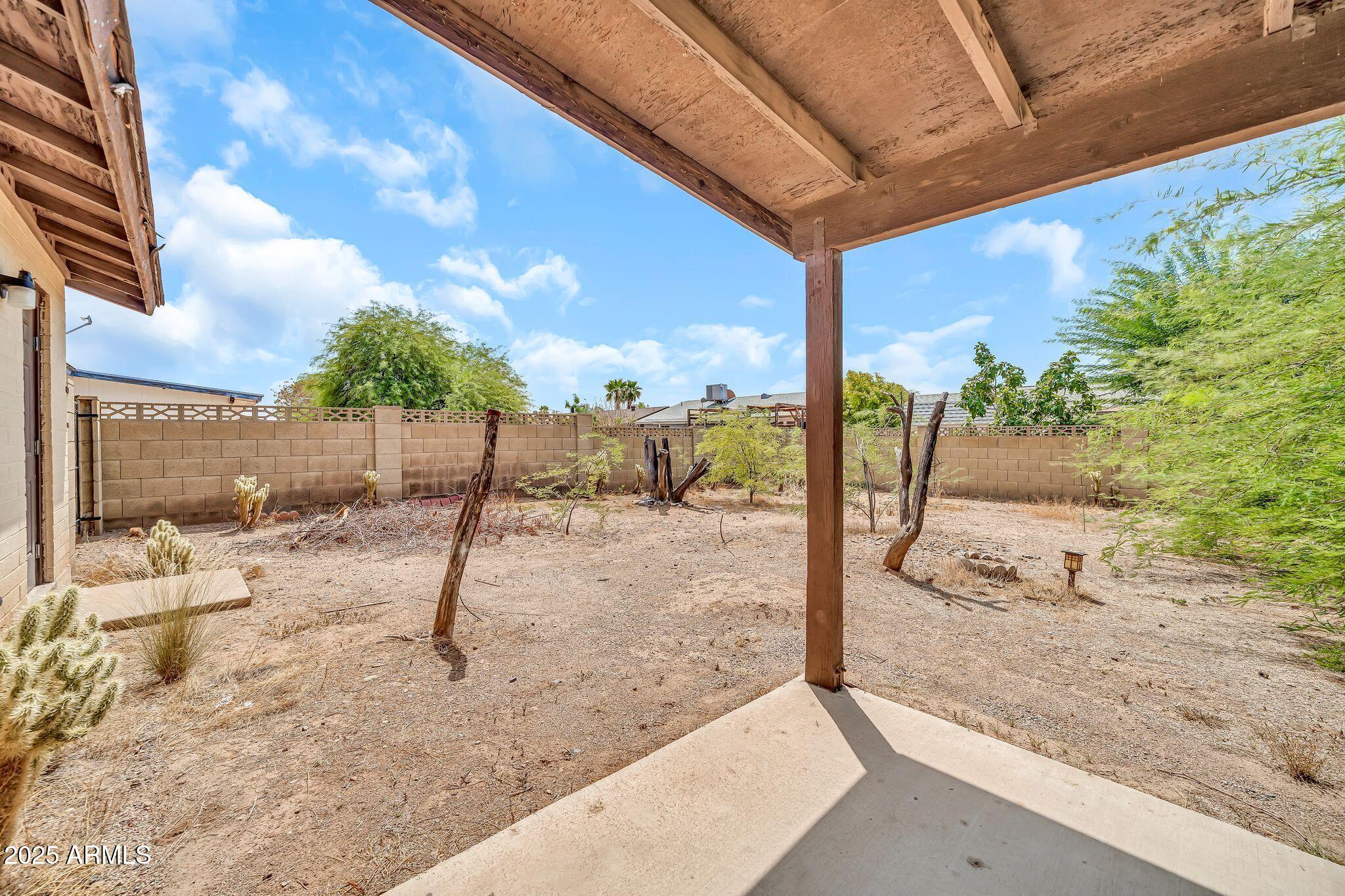 2241 W TONTO Lane