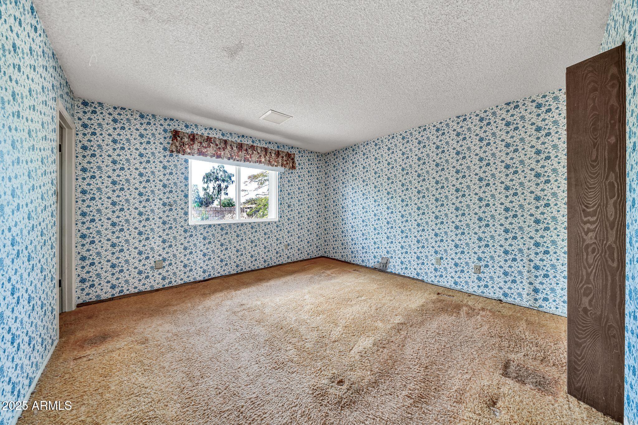 2241 W TONTO Lane