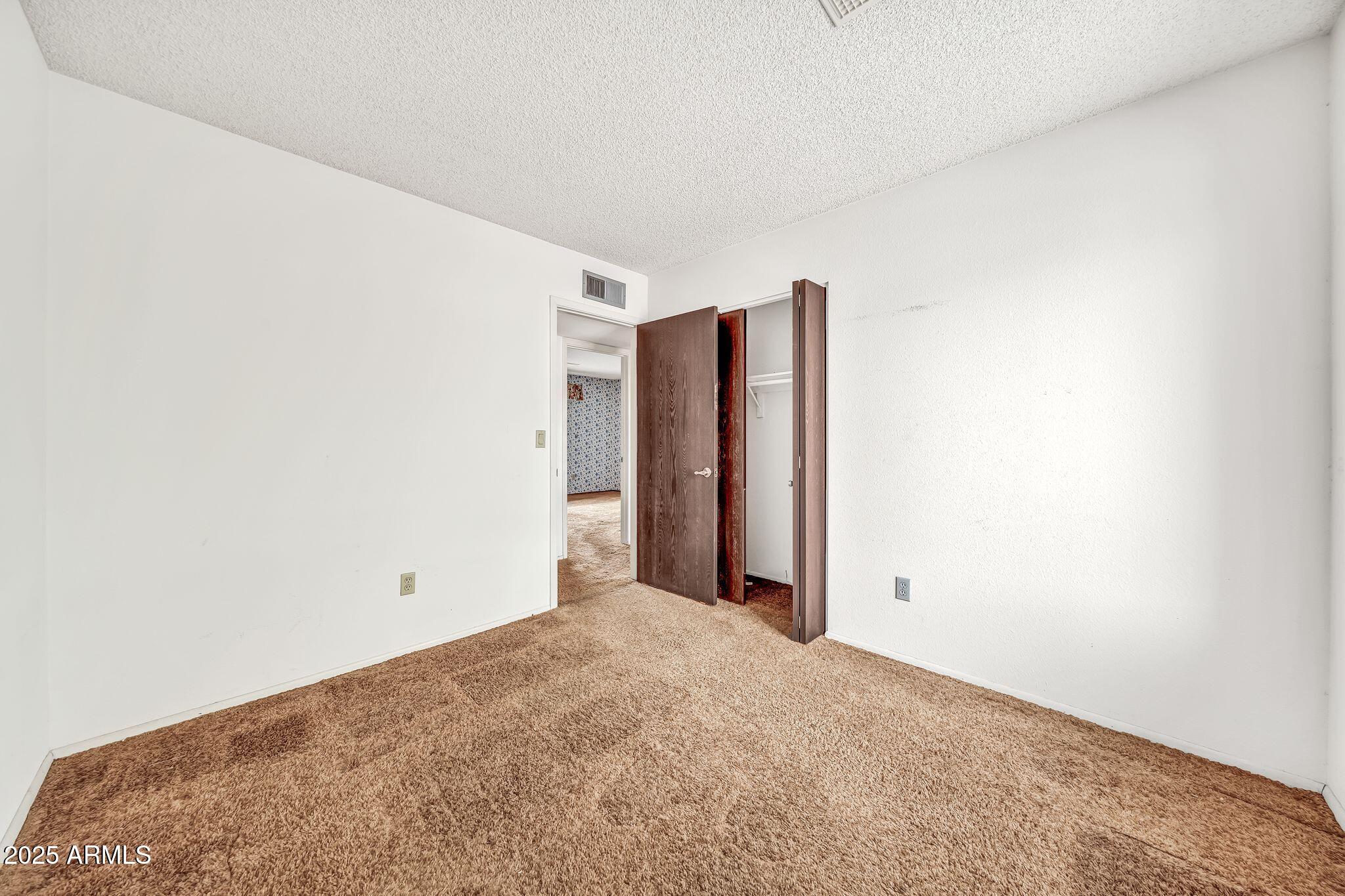 2241 W TONTO Lane