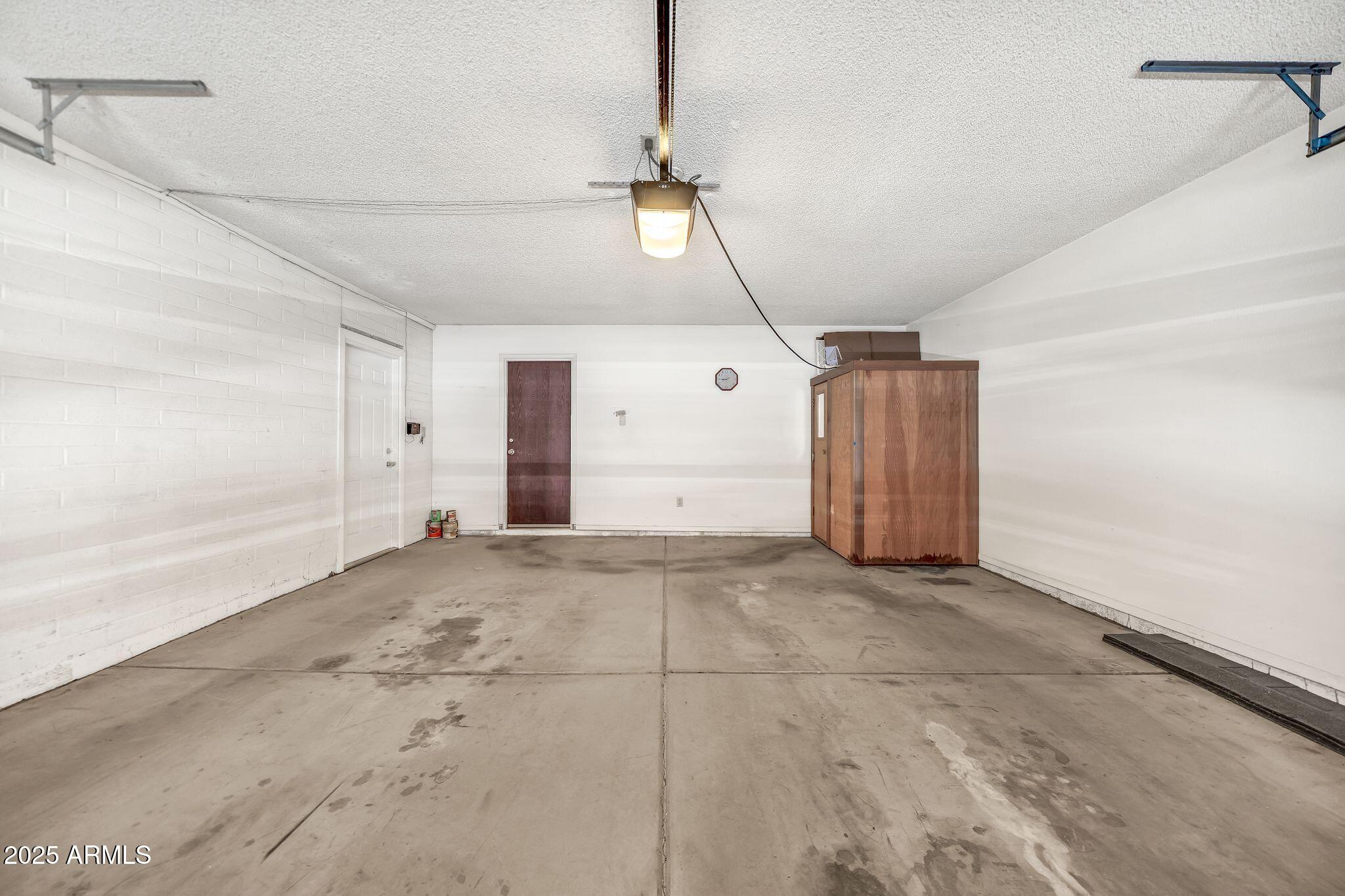 2241 W TONTO Lane