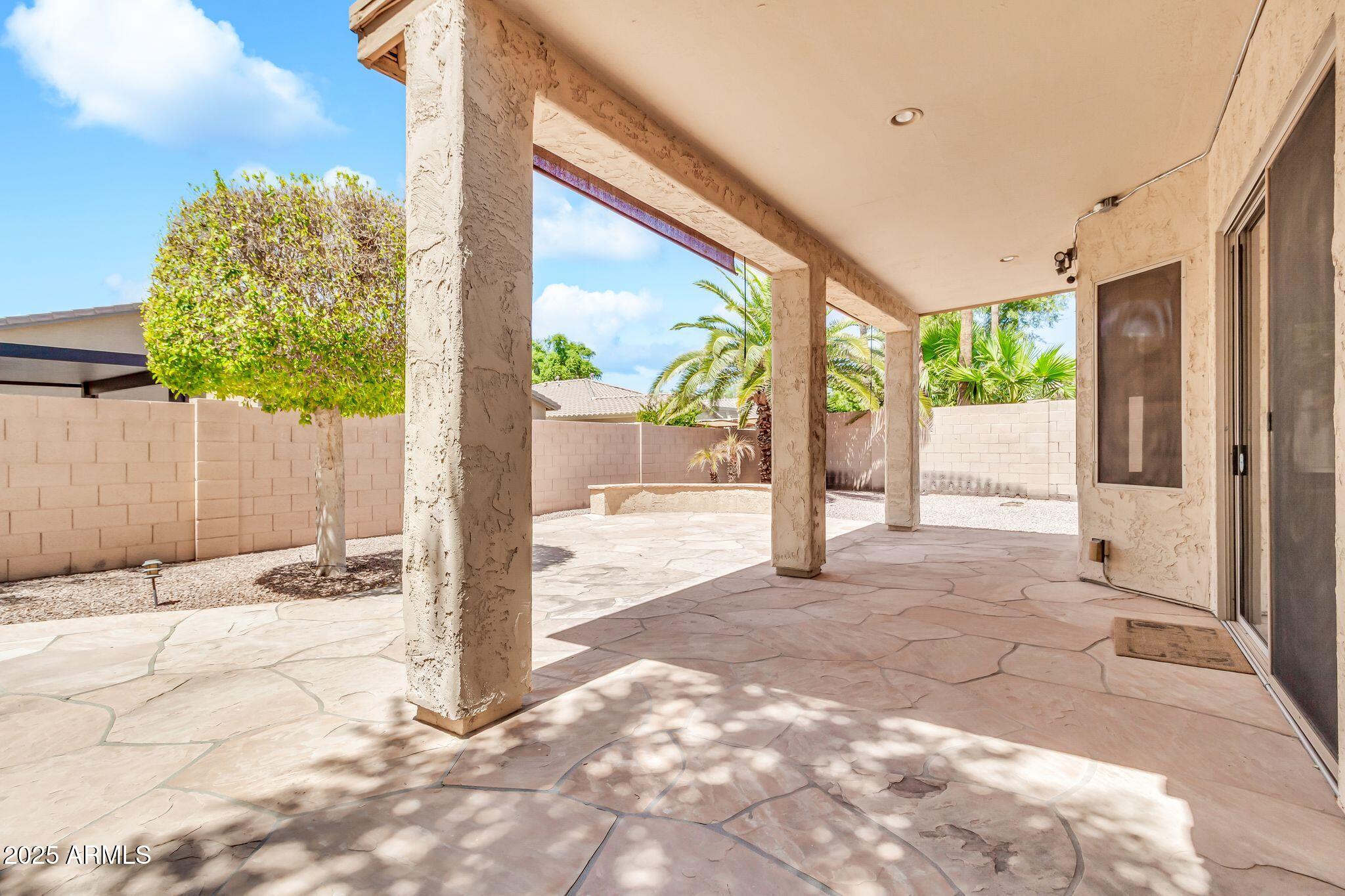 382 N ASHLEY Drive