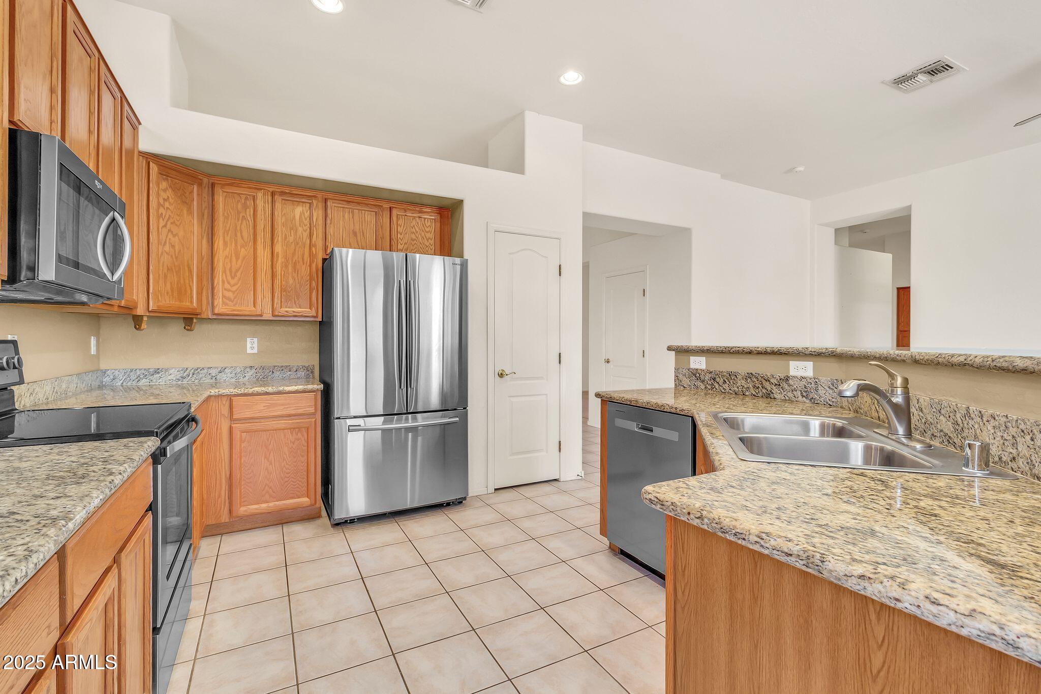 382 N ASHLEY Drive