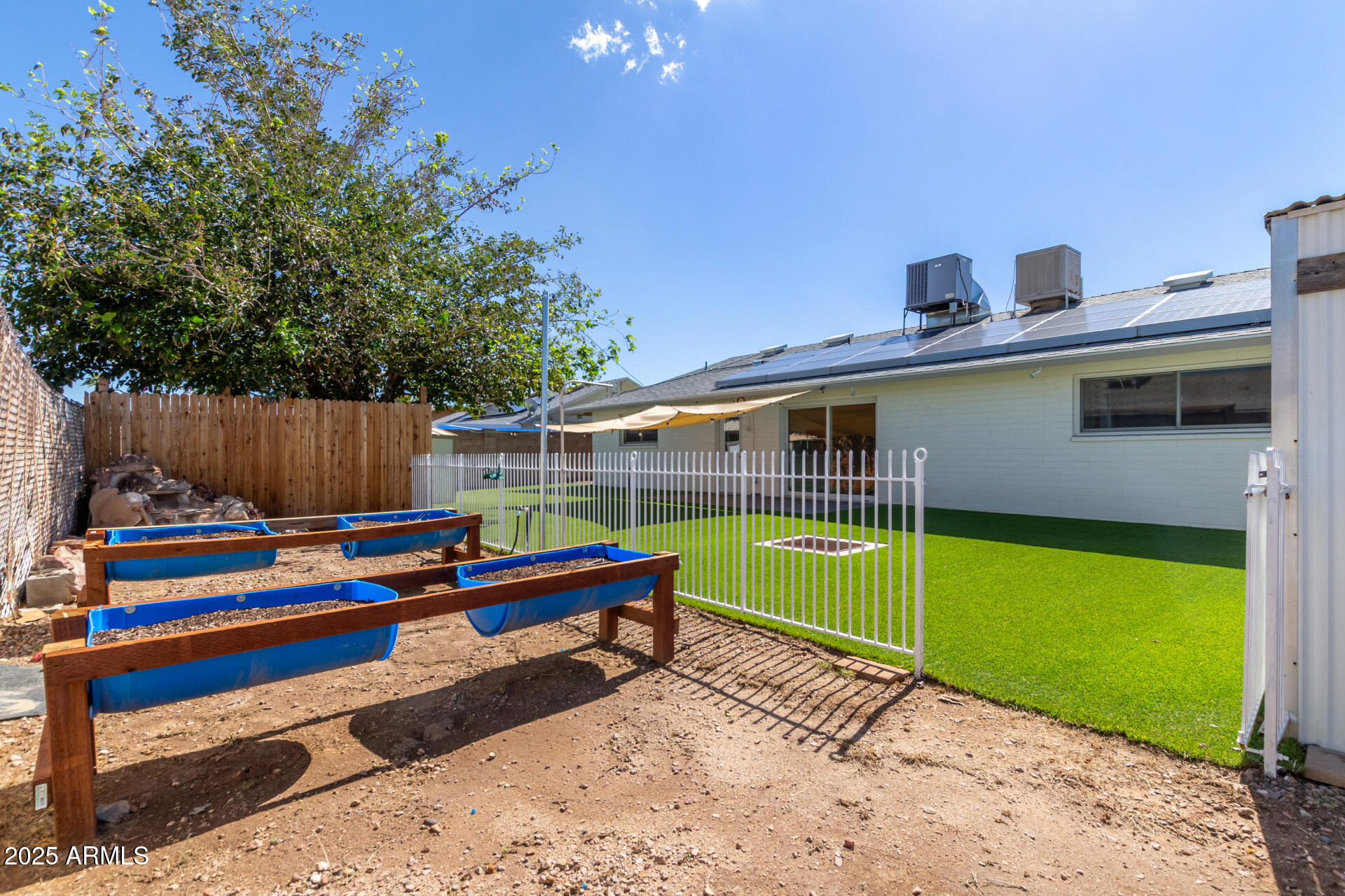 5408 W COUNTRY GABLES Drive