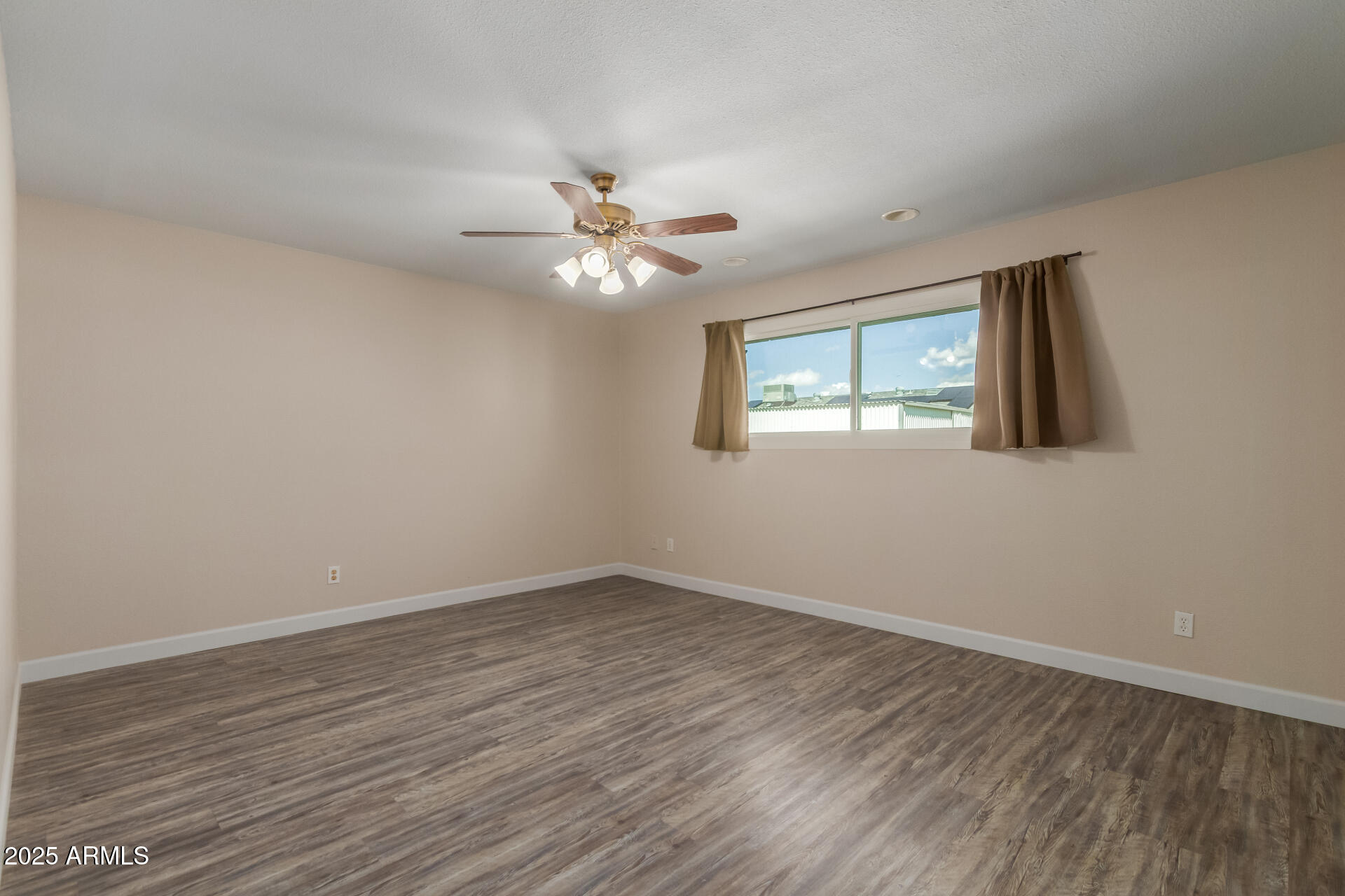 5408 W COUNTRY GABLES Drive