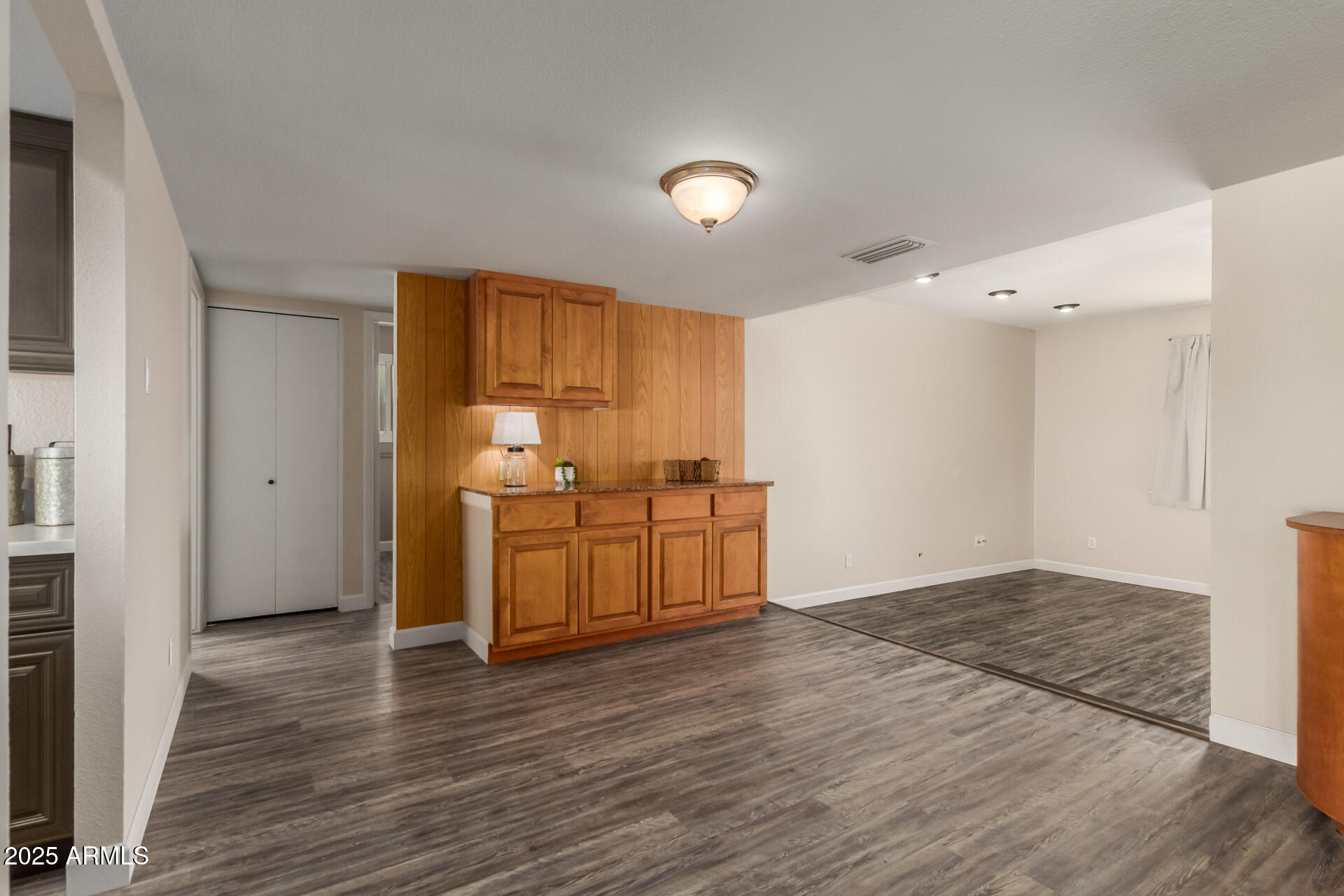 5408 W COUNTRY GABLES Drive