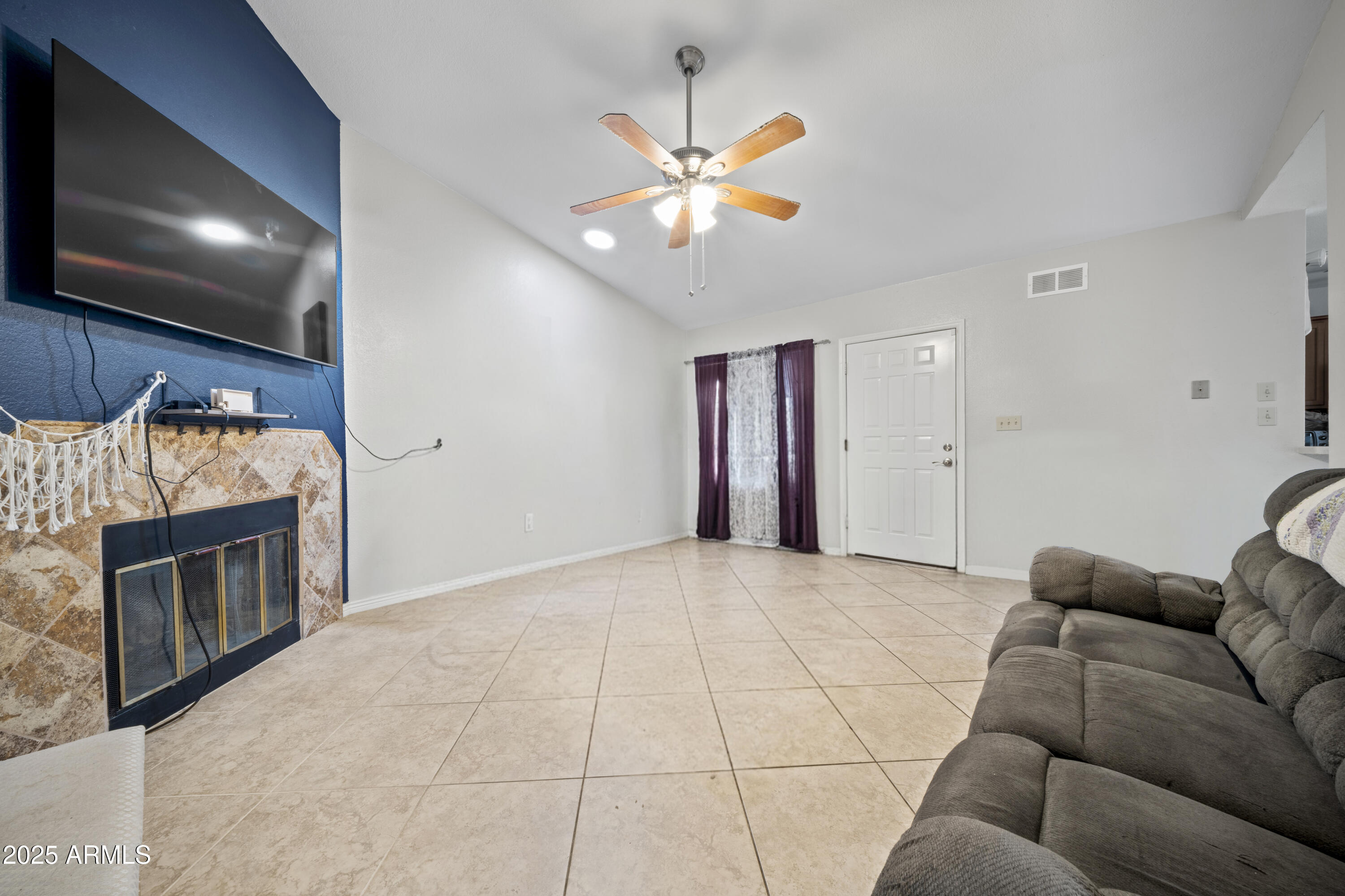 8140 N 107TH Avenue 125