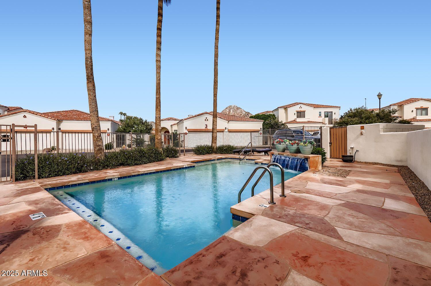 1750 E OCOTILLO Road 10