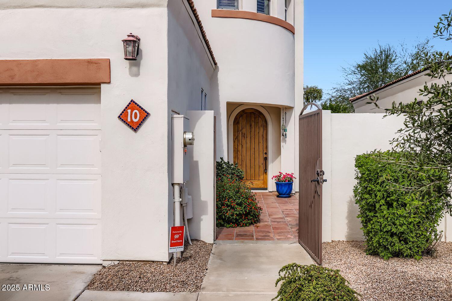 1750 E OCOTILLO Road 10