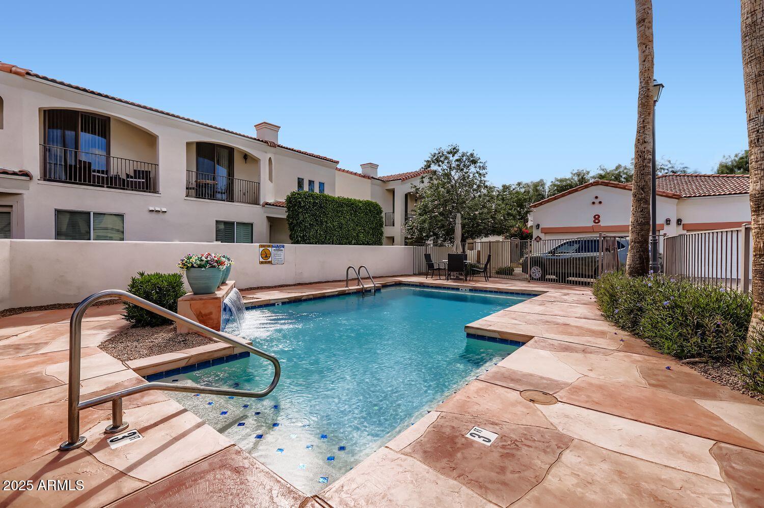 1750 E OCOTILLO Road 10