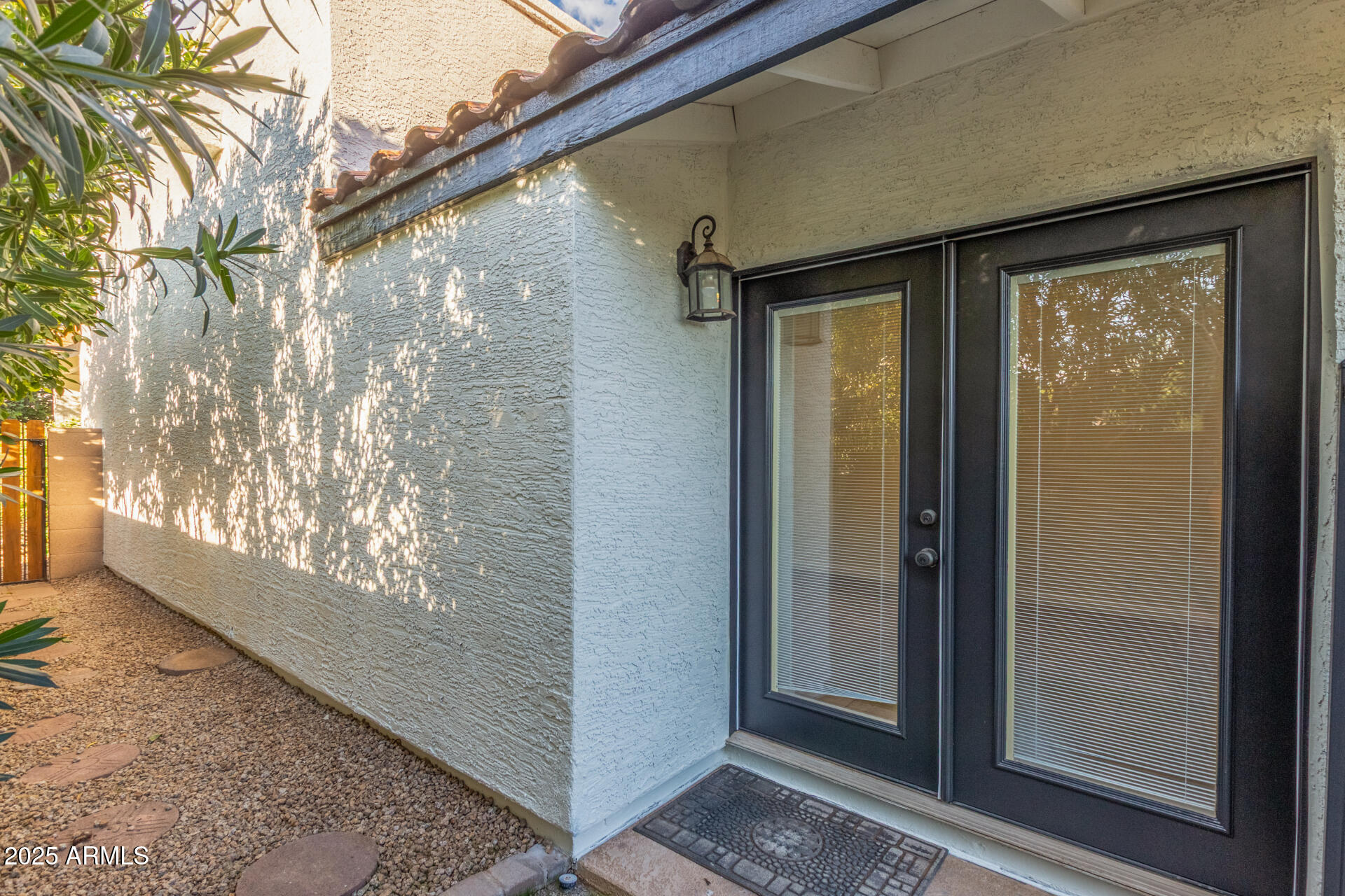 5901 E Aire Libre Lane
