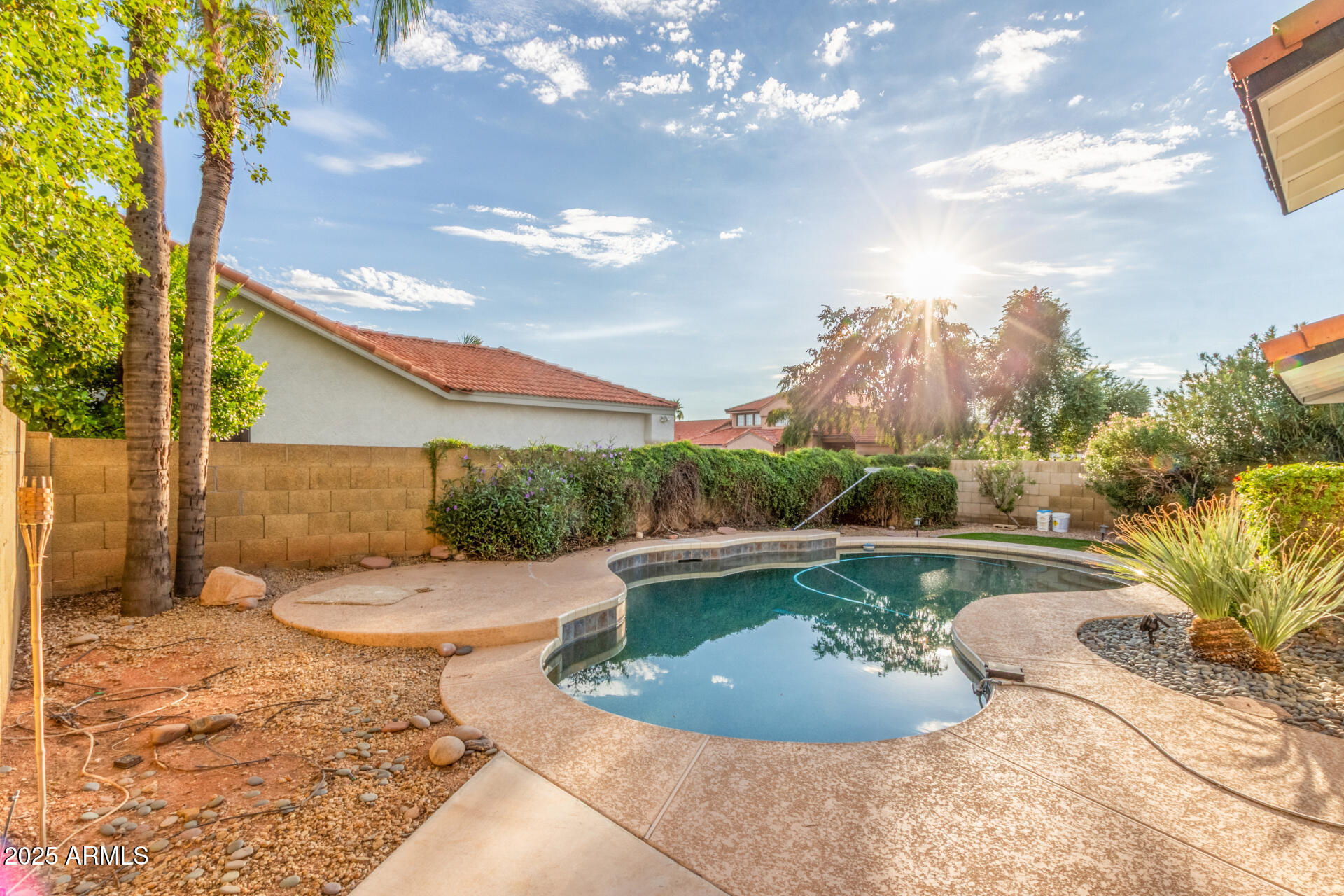 5901 E Aire Libre Lane