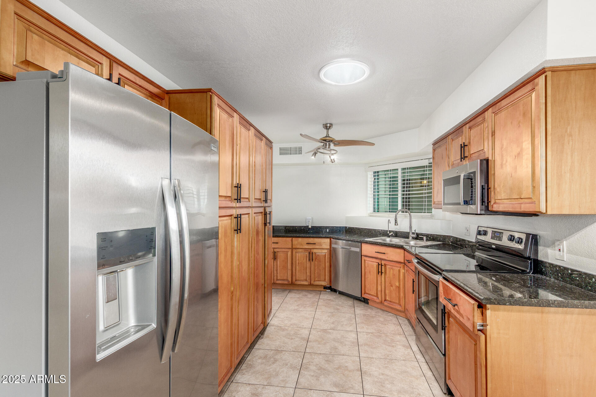 5901 E Aire Libre Lane