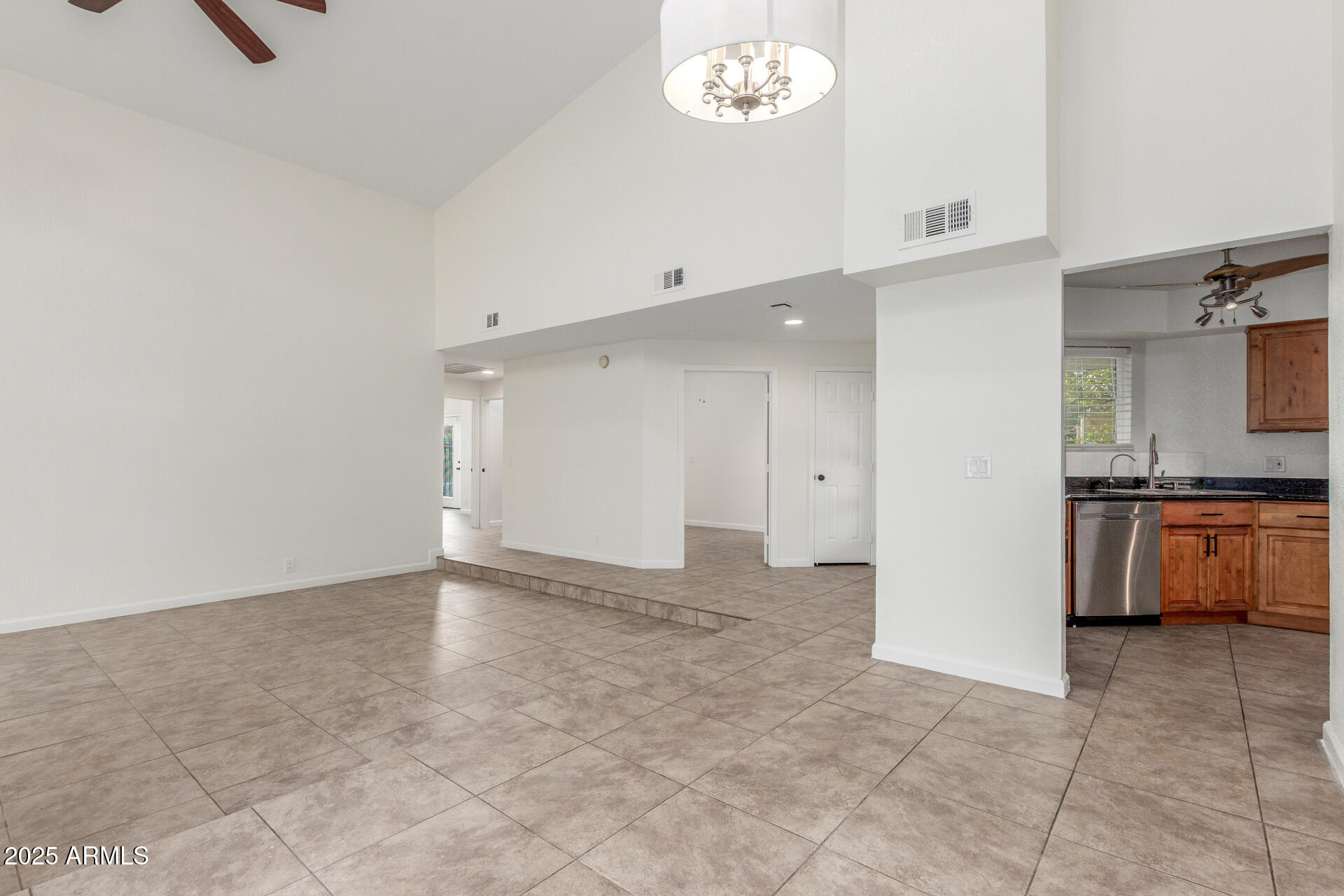 5901 E Aire Libre Lane