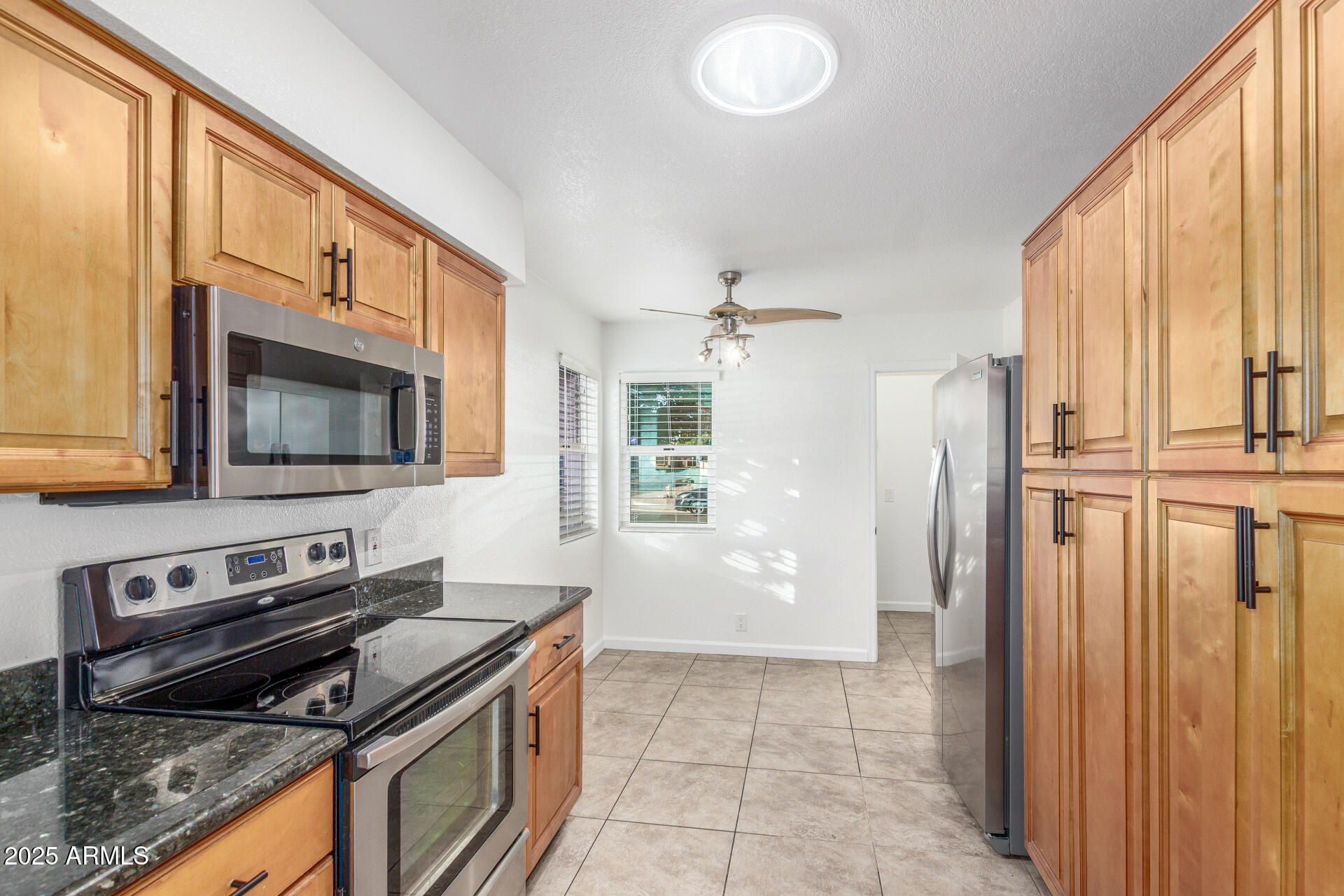 5901 E Aire Libre Lane