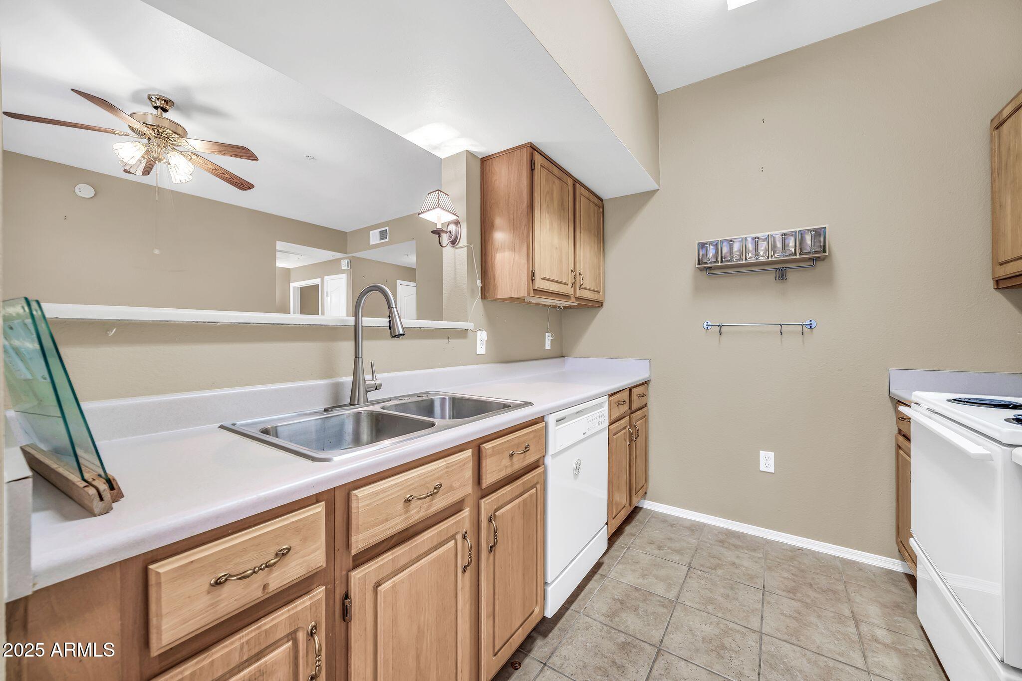 14950 W MOUNTAIN VIEW Boulevard 7104