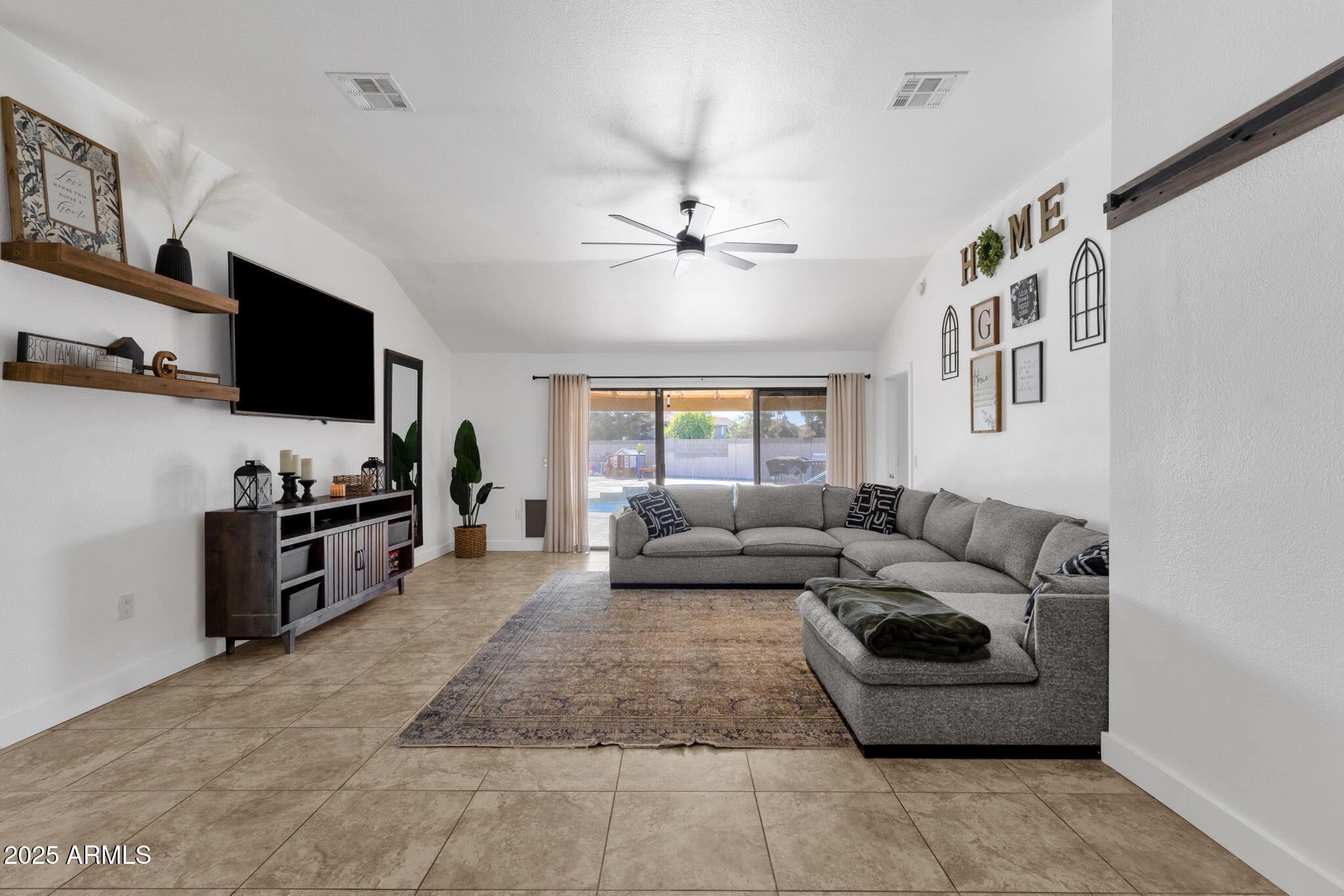 1337 E MINERAL Road