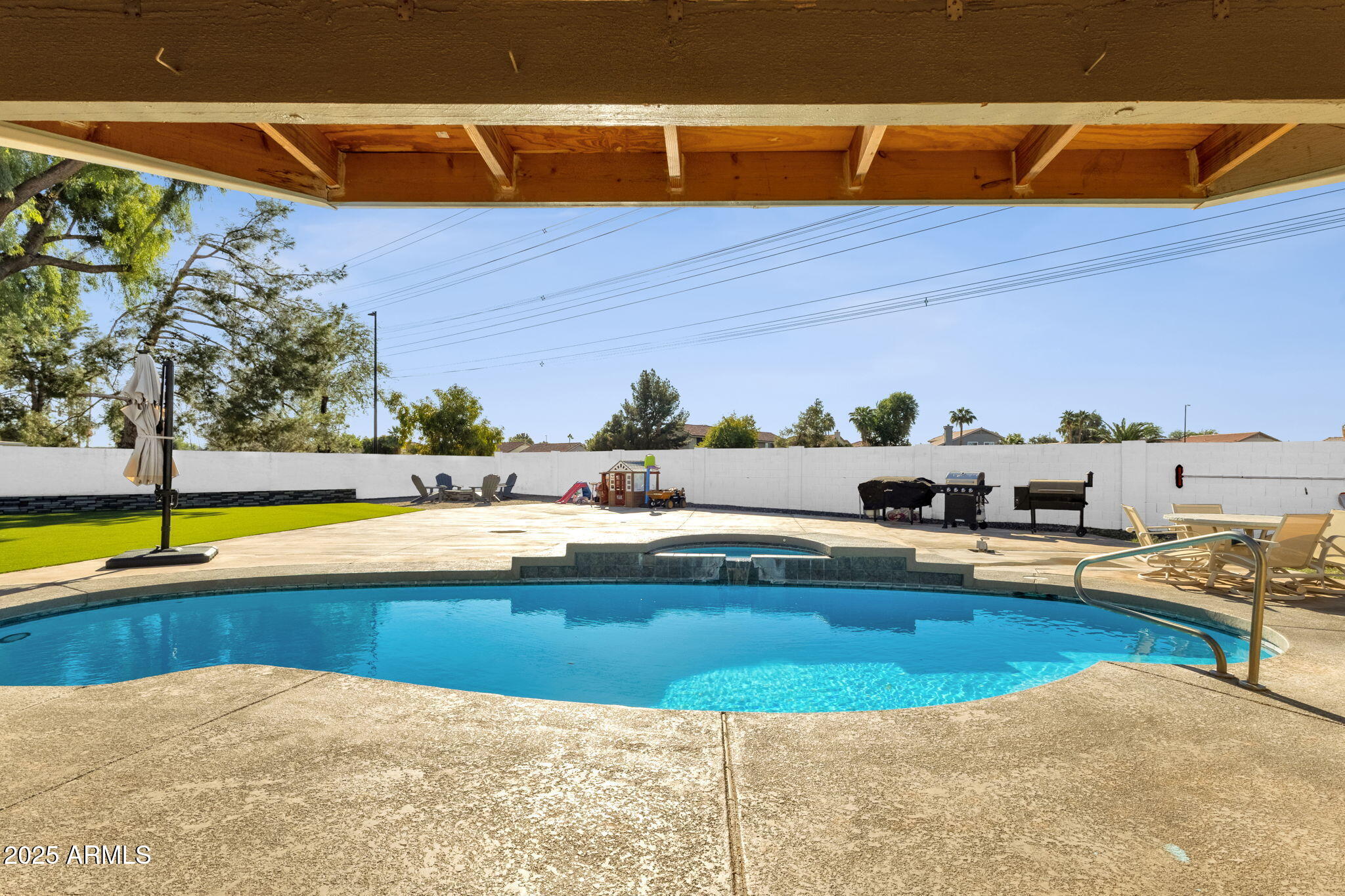 1337 E MINERAL Road