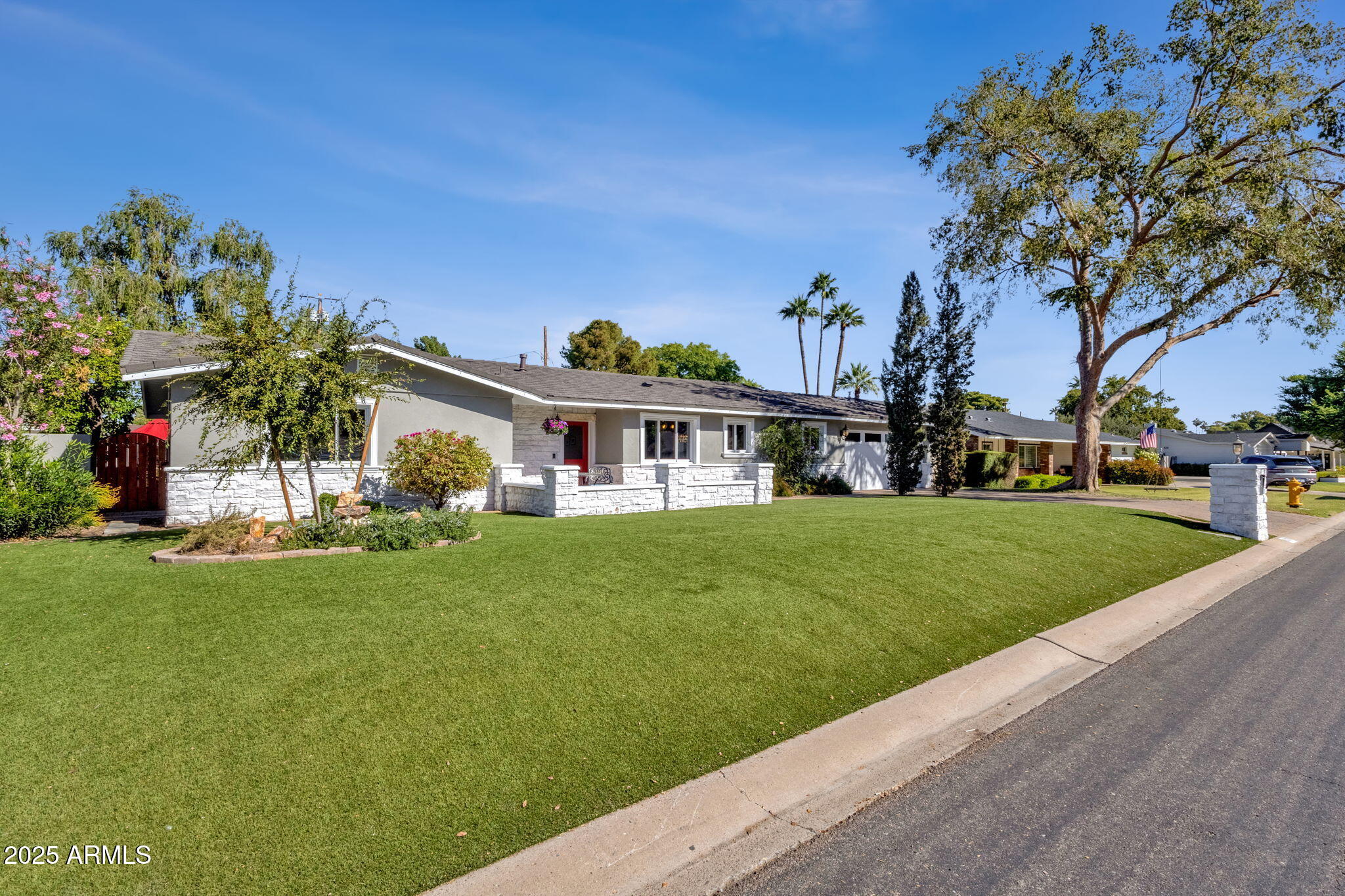 2108 E SAN JUAN Avenue