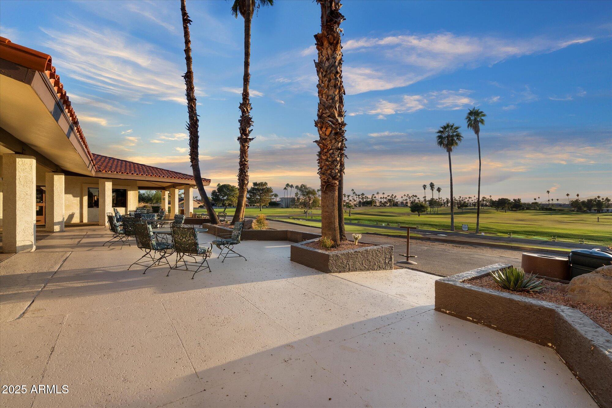 12511 W SHADOW HILLS Drive