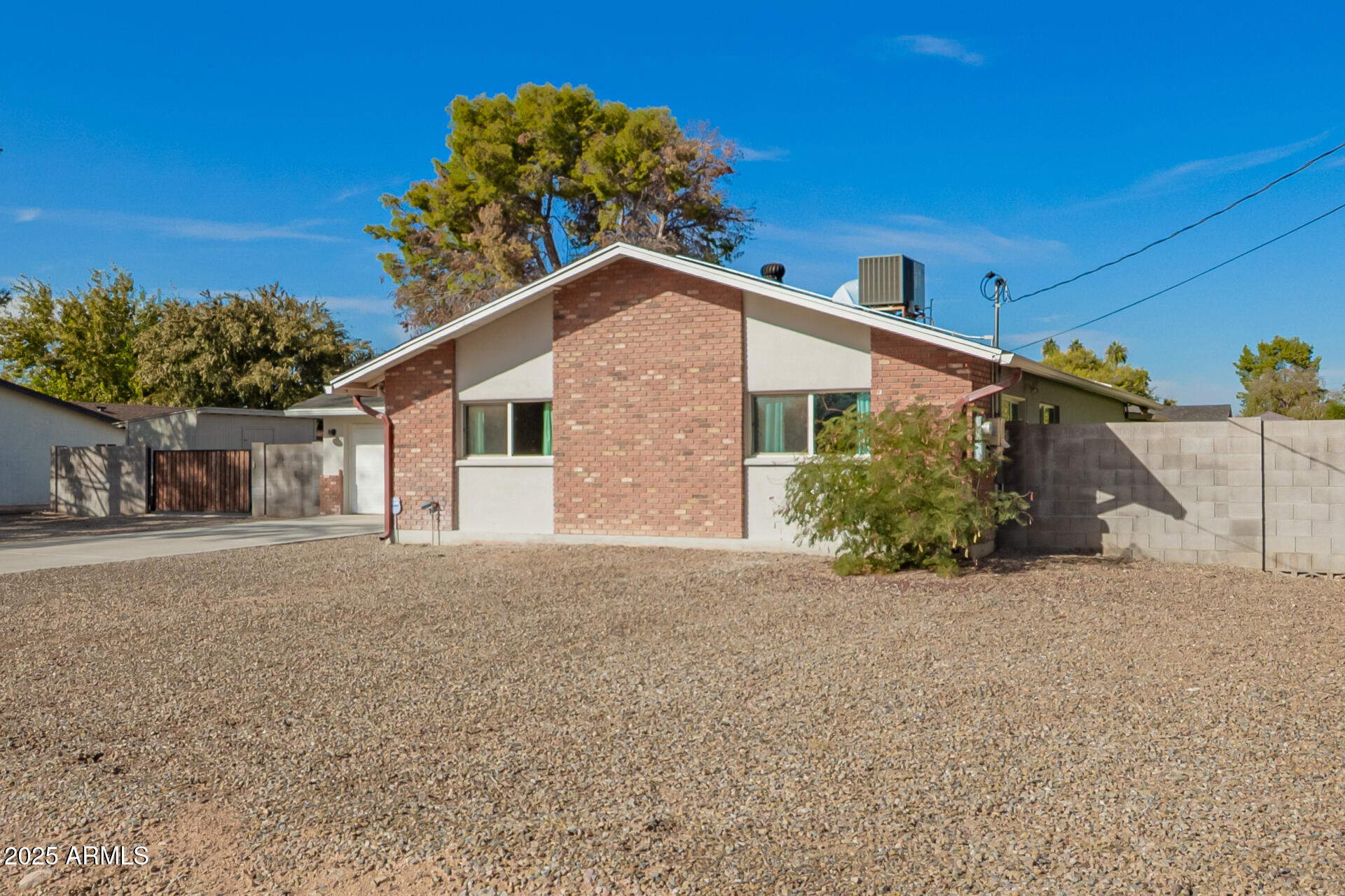 4410 W PORT AU PRINCE Lane