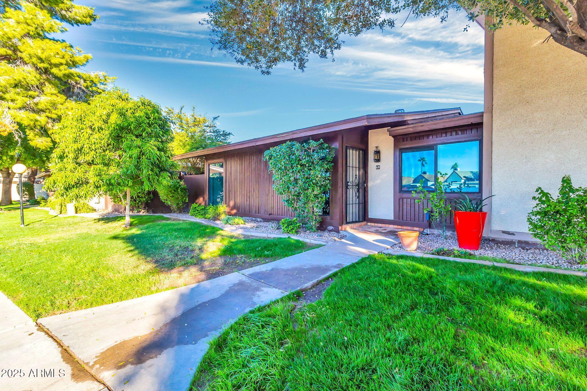 1550 N STAPLEY Drive 68