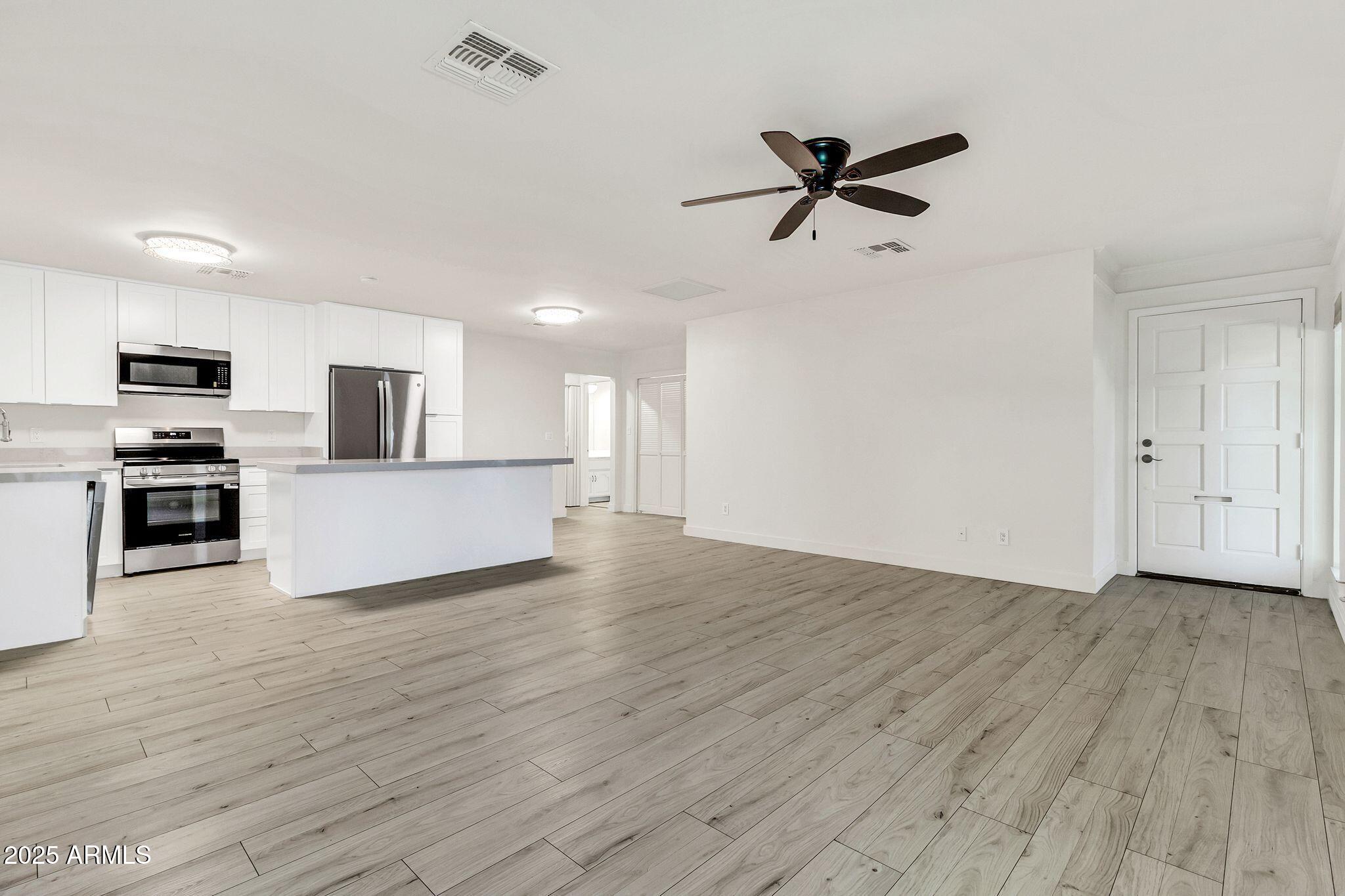 1550 N STAPLEY Drive 68