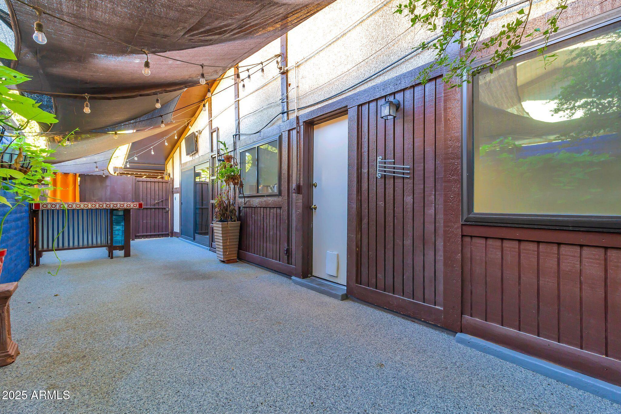1550 N STAPLEY Drive 68