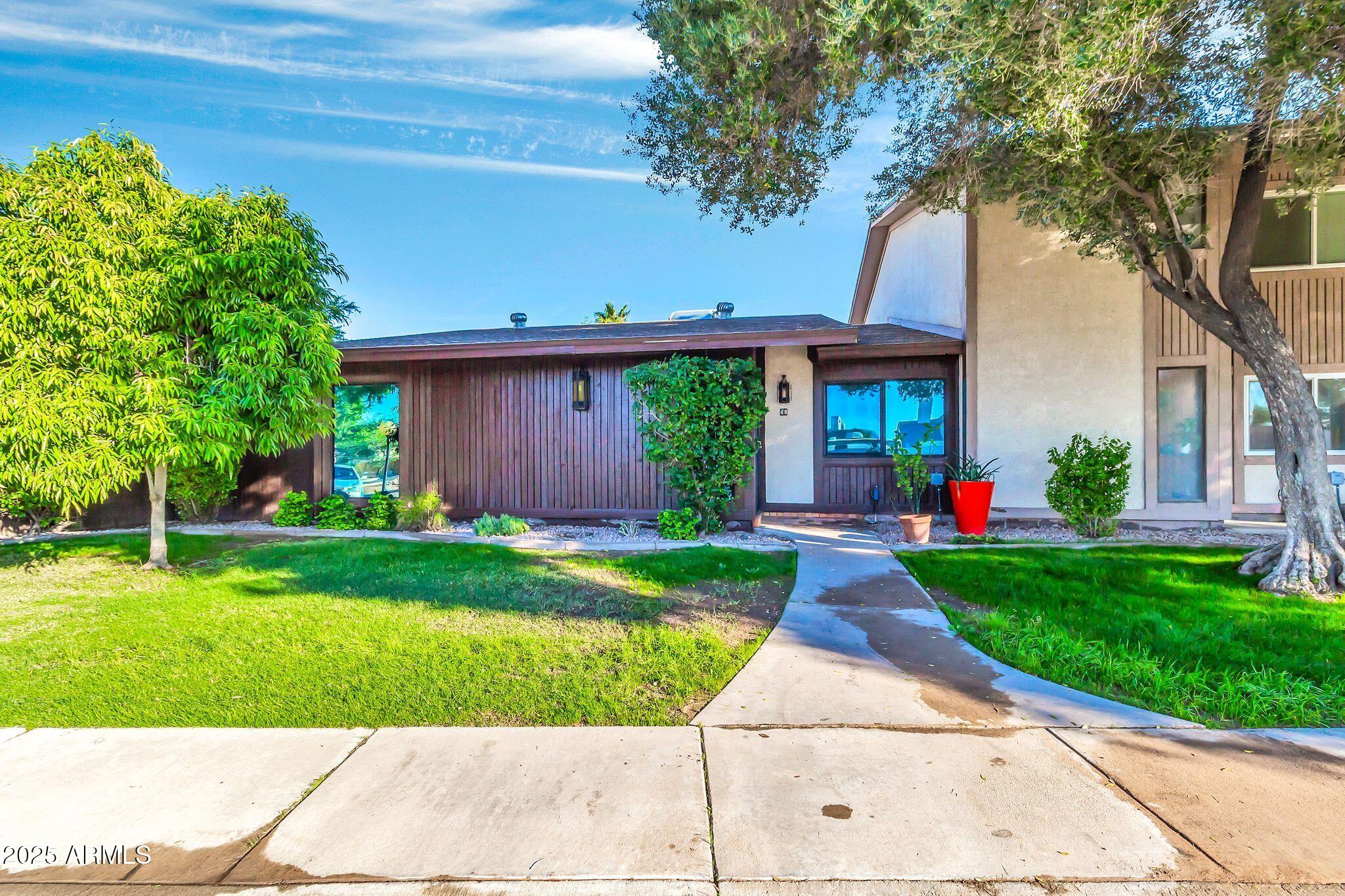 1550 N STAPLEY Drive 68