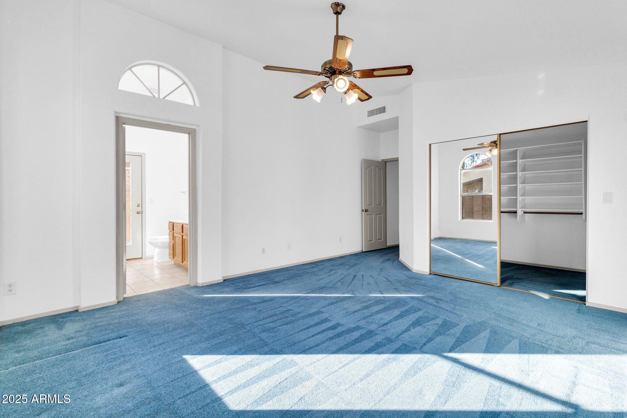 1195 W MYRNA Lane