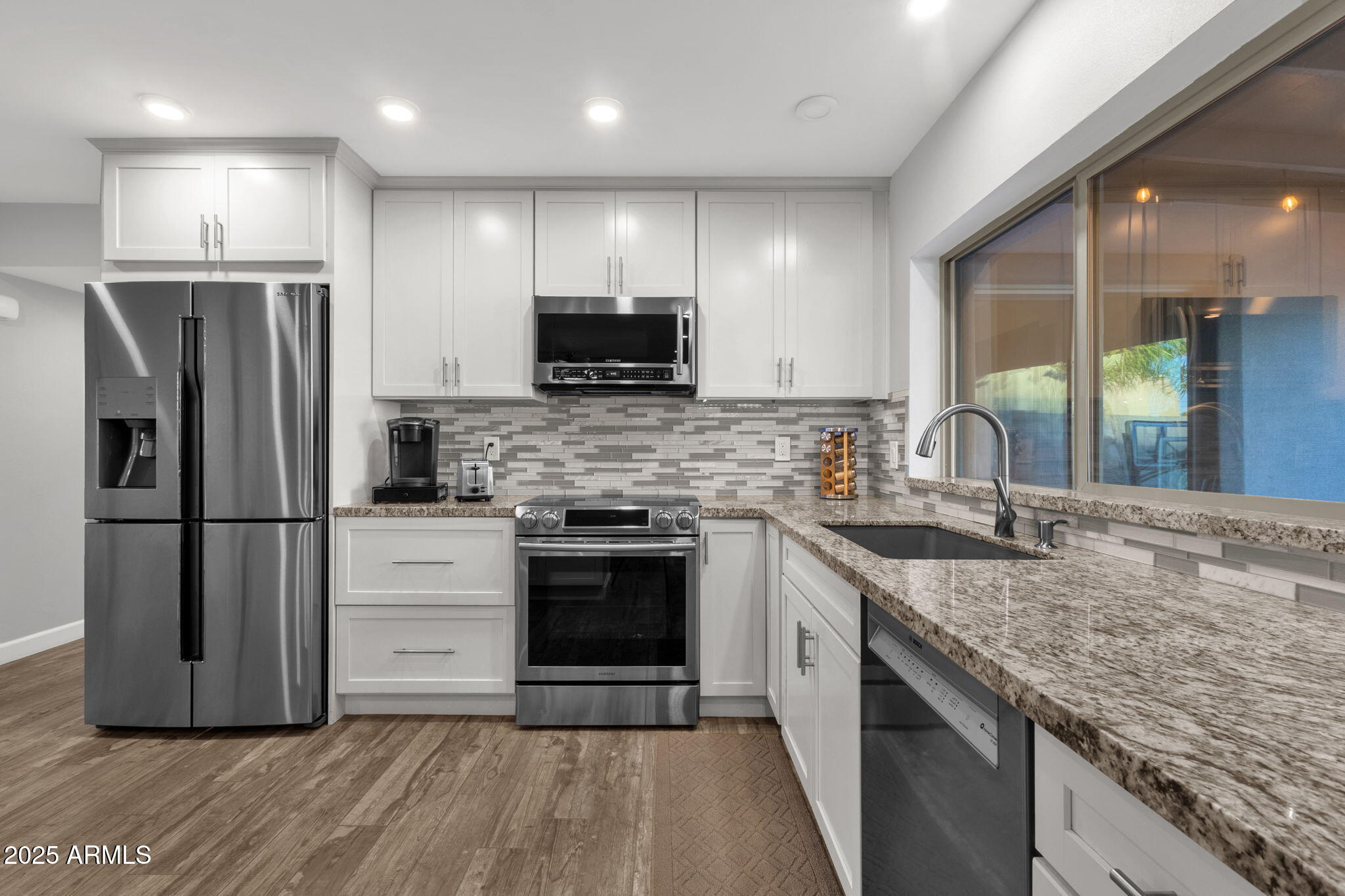 5210 E KAREN Drive