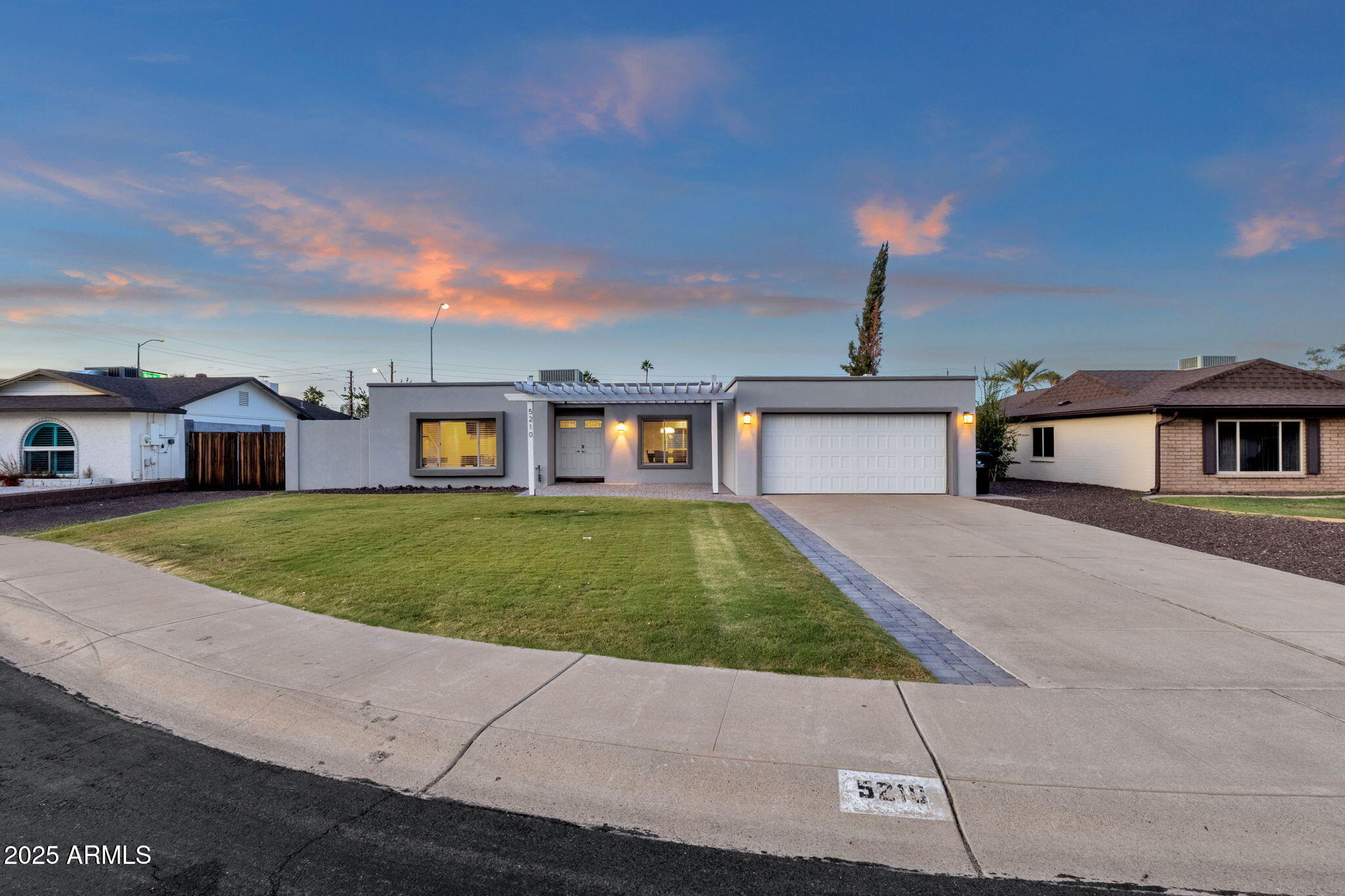 5210 E KAREN Drive