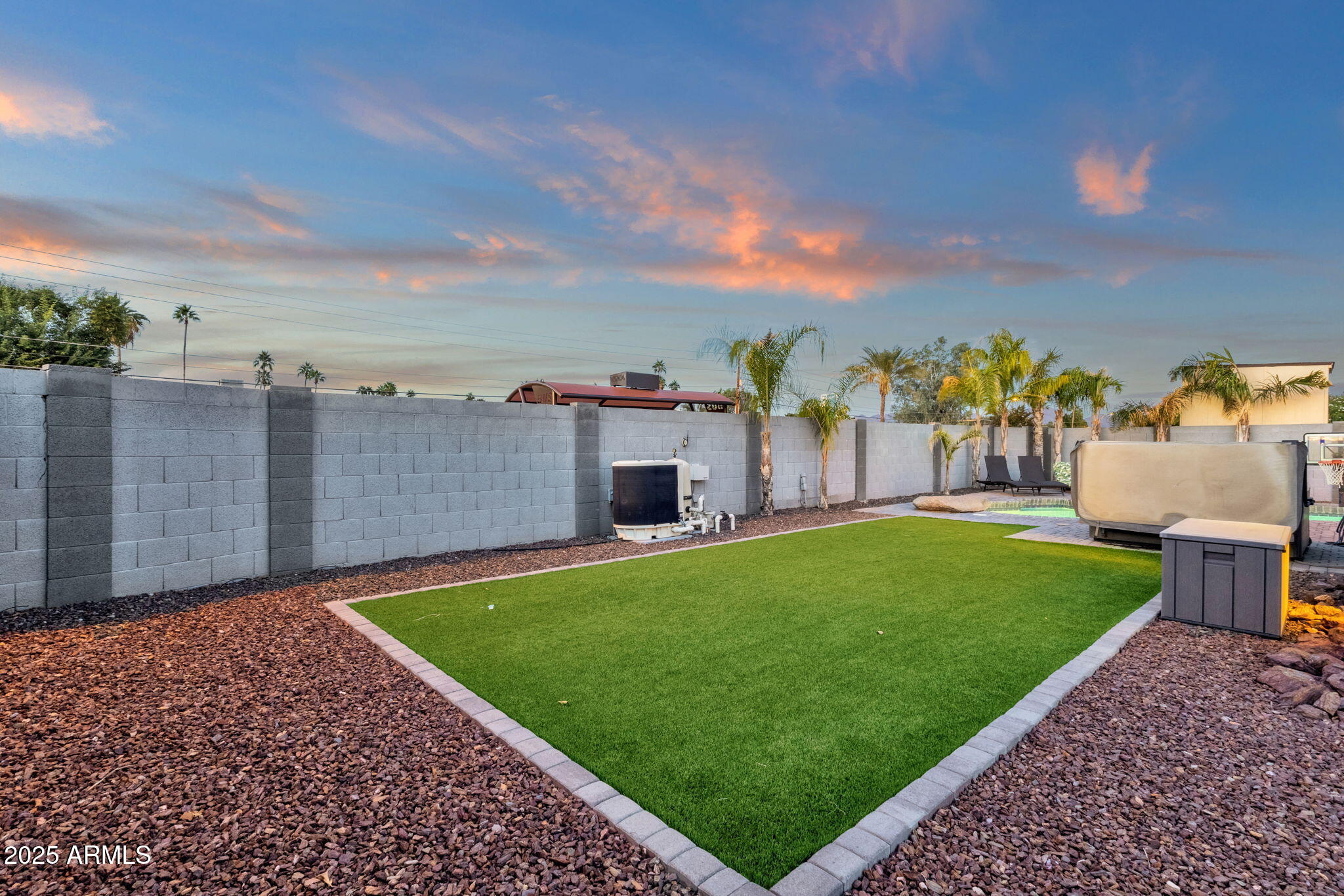 5210 E KAREN Drive