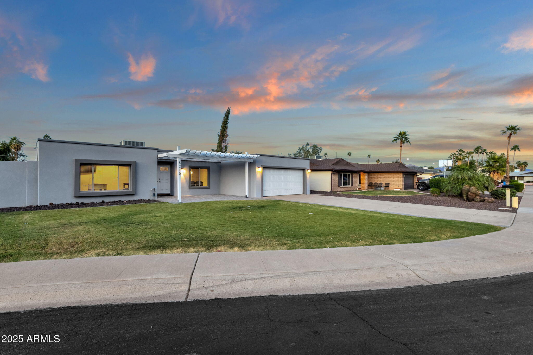 5210 E KAREN Drive