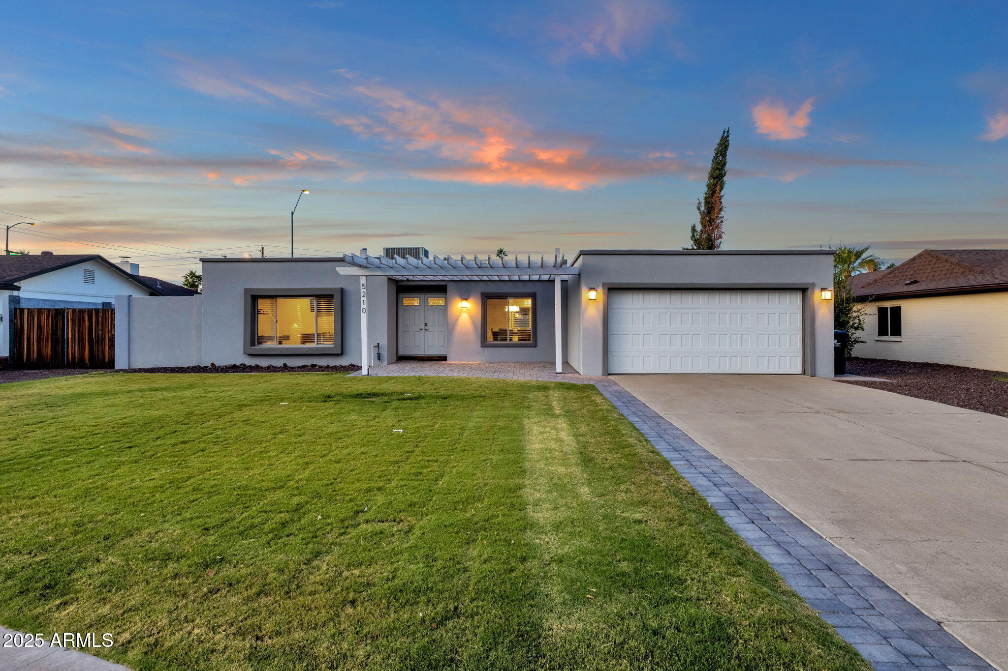 5210 E KAREN Drive