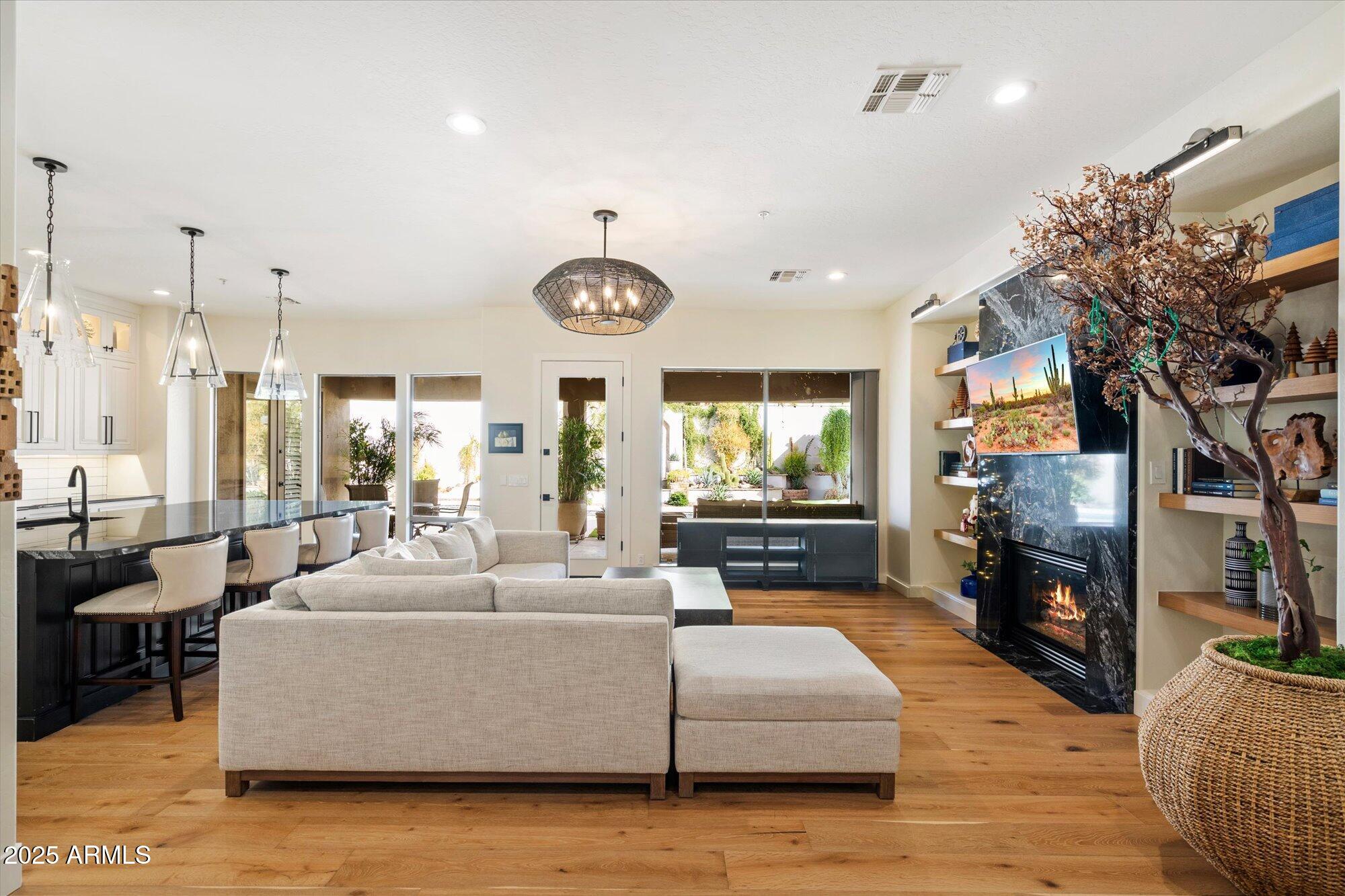 10733 N 140th Place