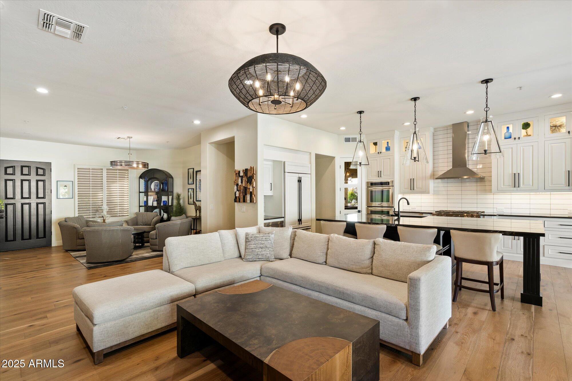 10733 N 140th Place