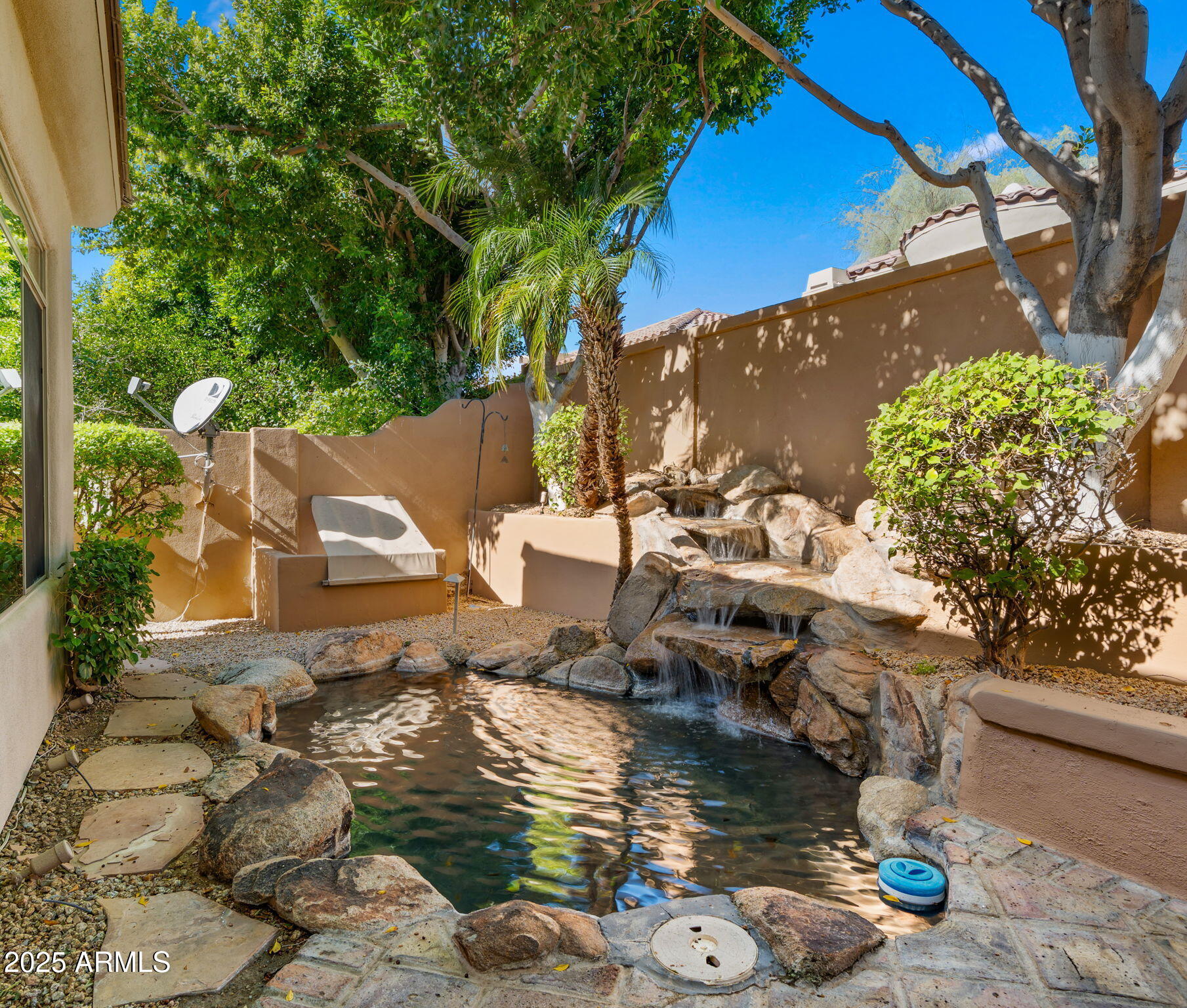 8258 E MOUNTAIN SPRING Road