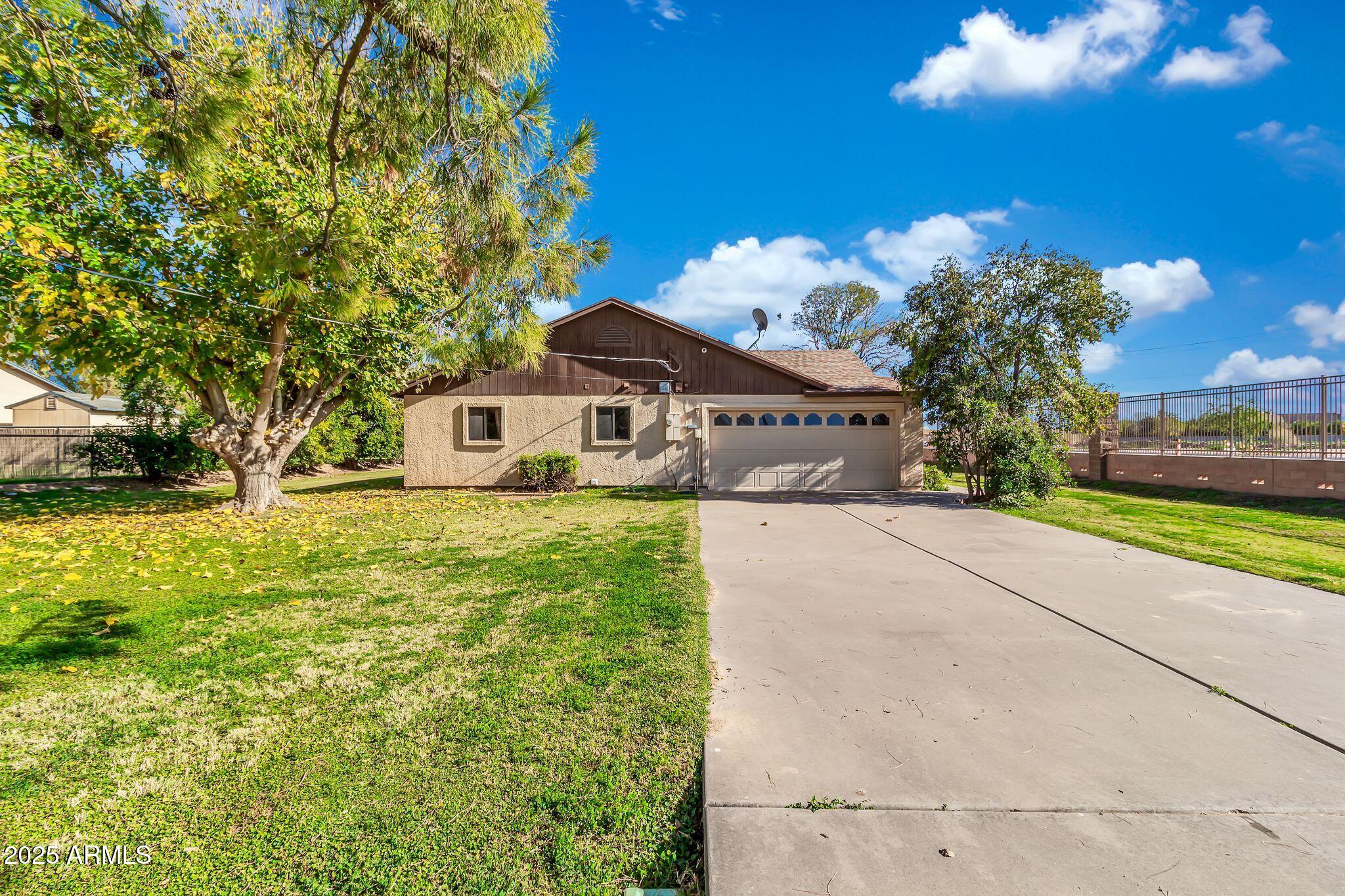 15834 E OCOTILLO Road