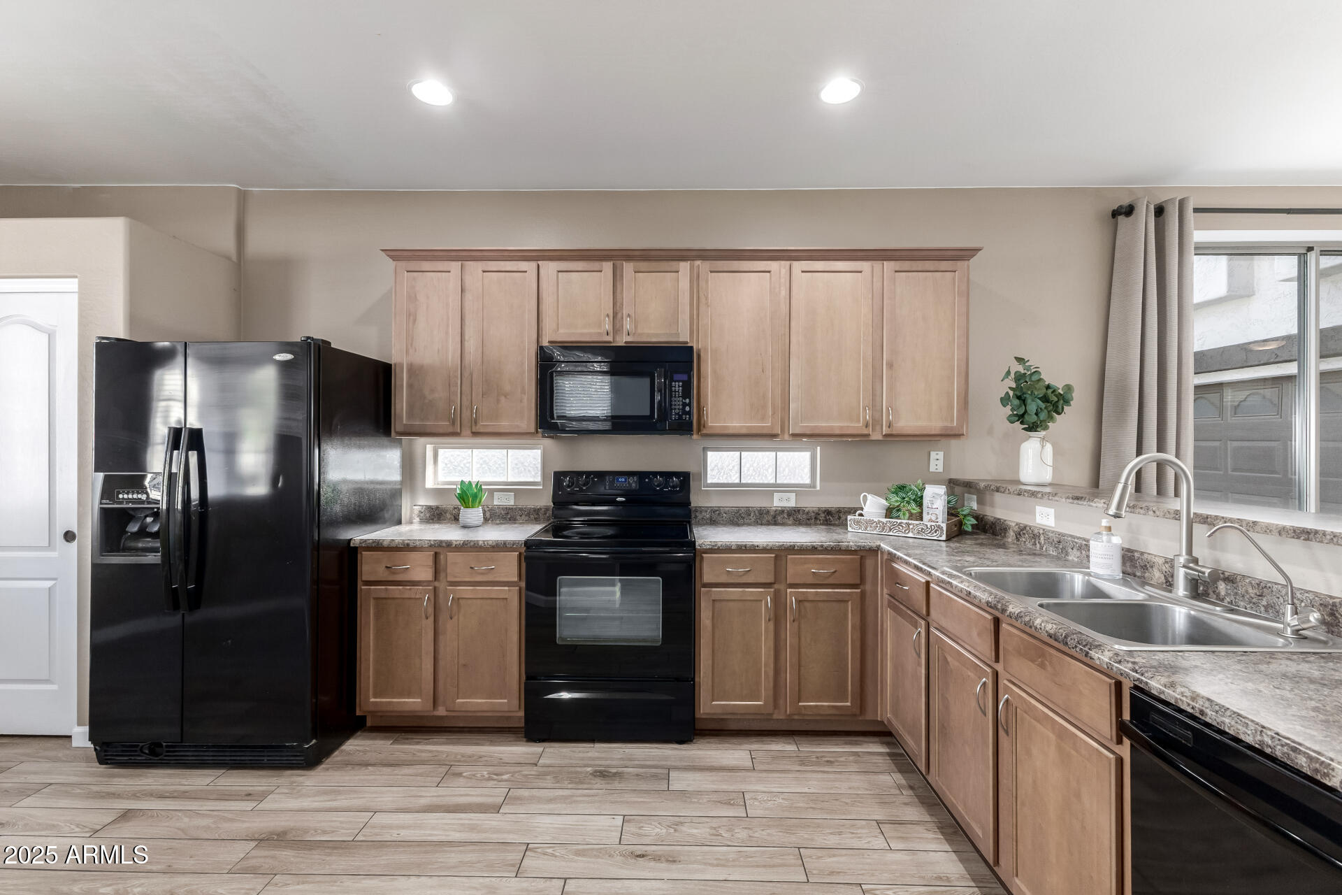 3793 E STAMPEDE Drive