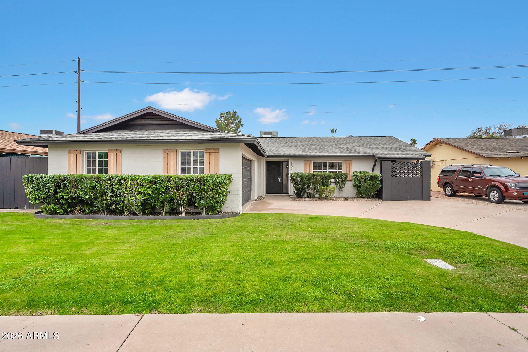 8631 E Plaza Avenue