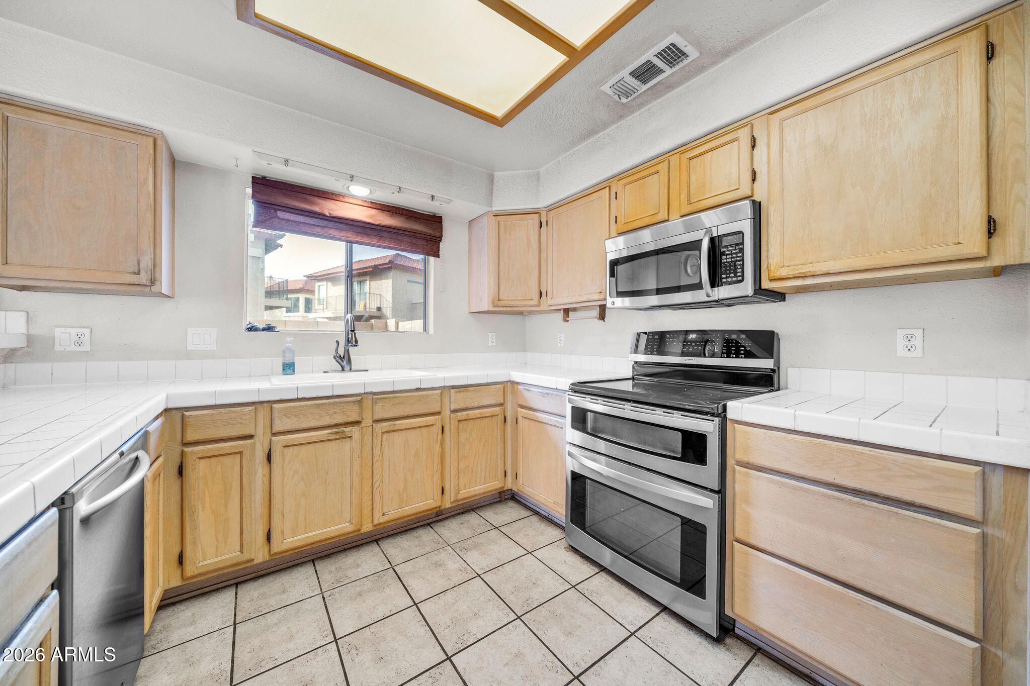 10231 N 12TH Court 3