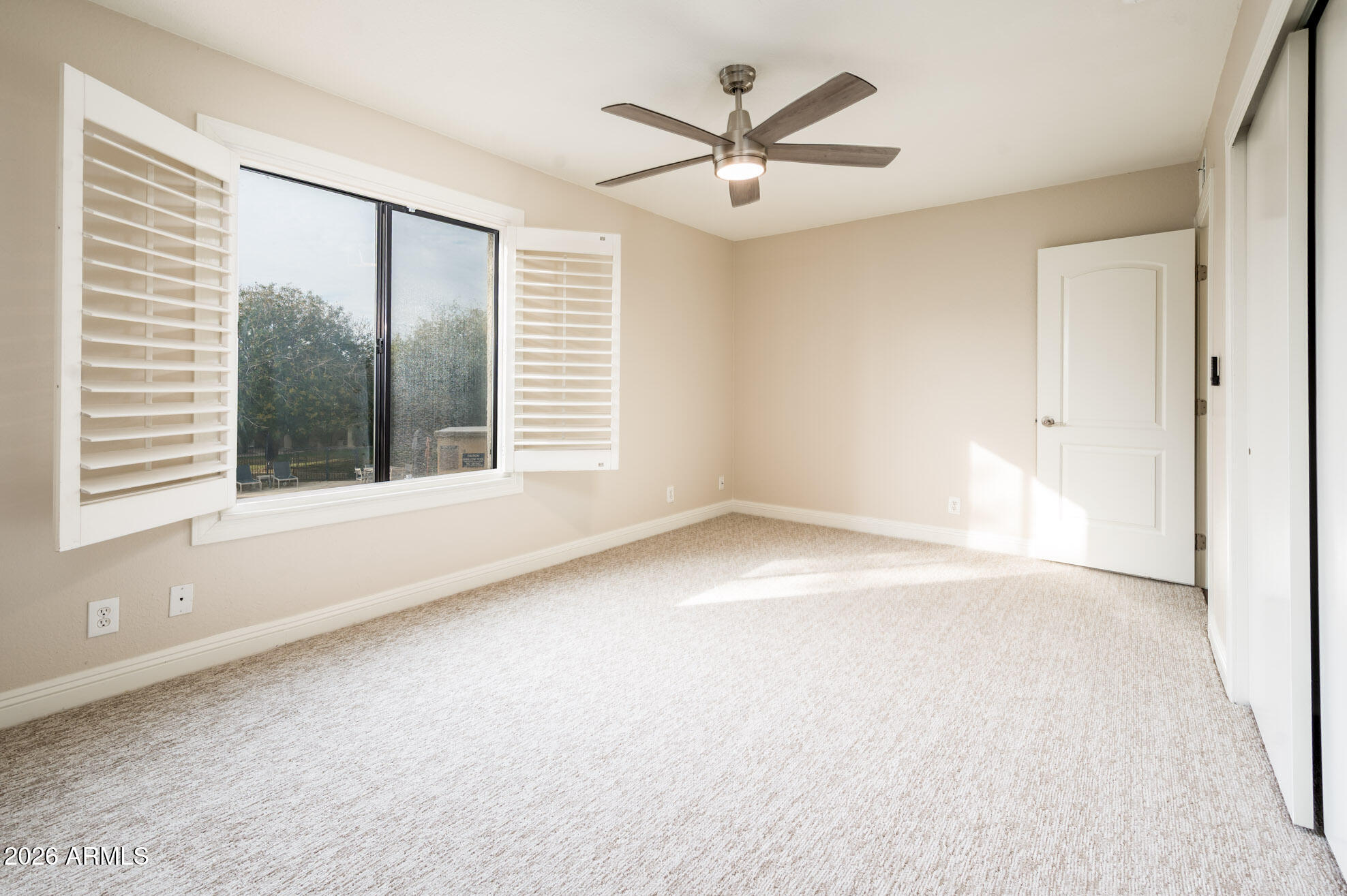 601 E PALO VERDE Drive 8