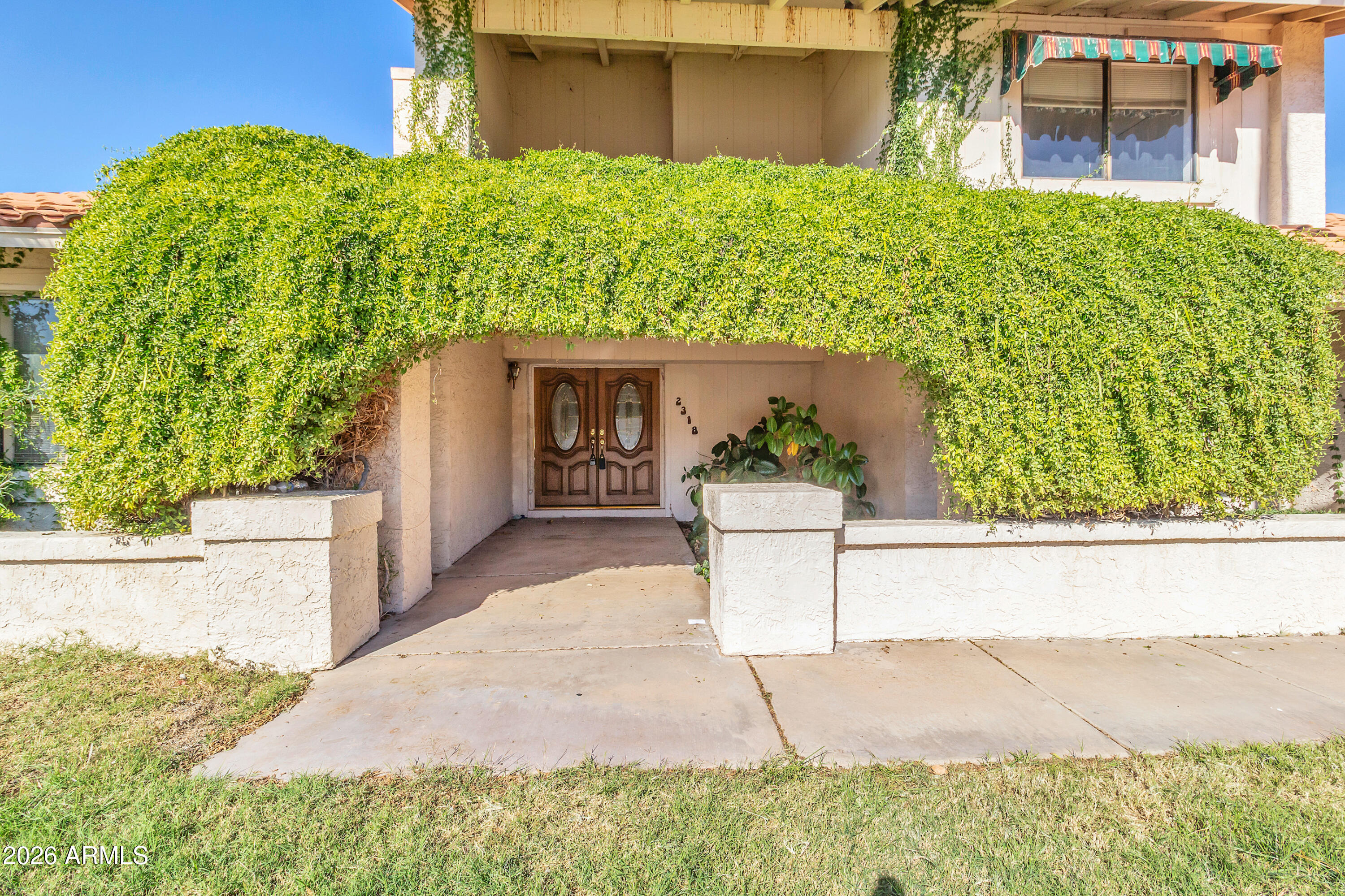 2318 W MONTEREY Circle
