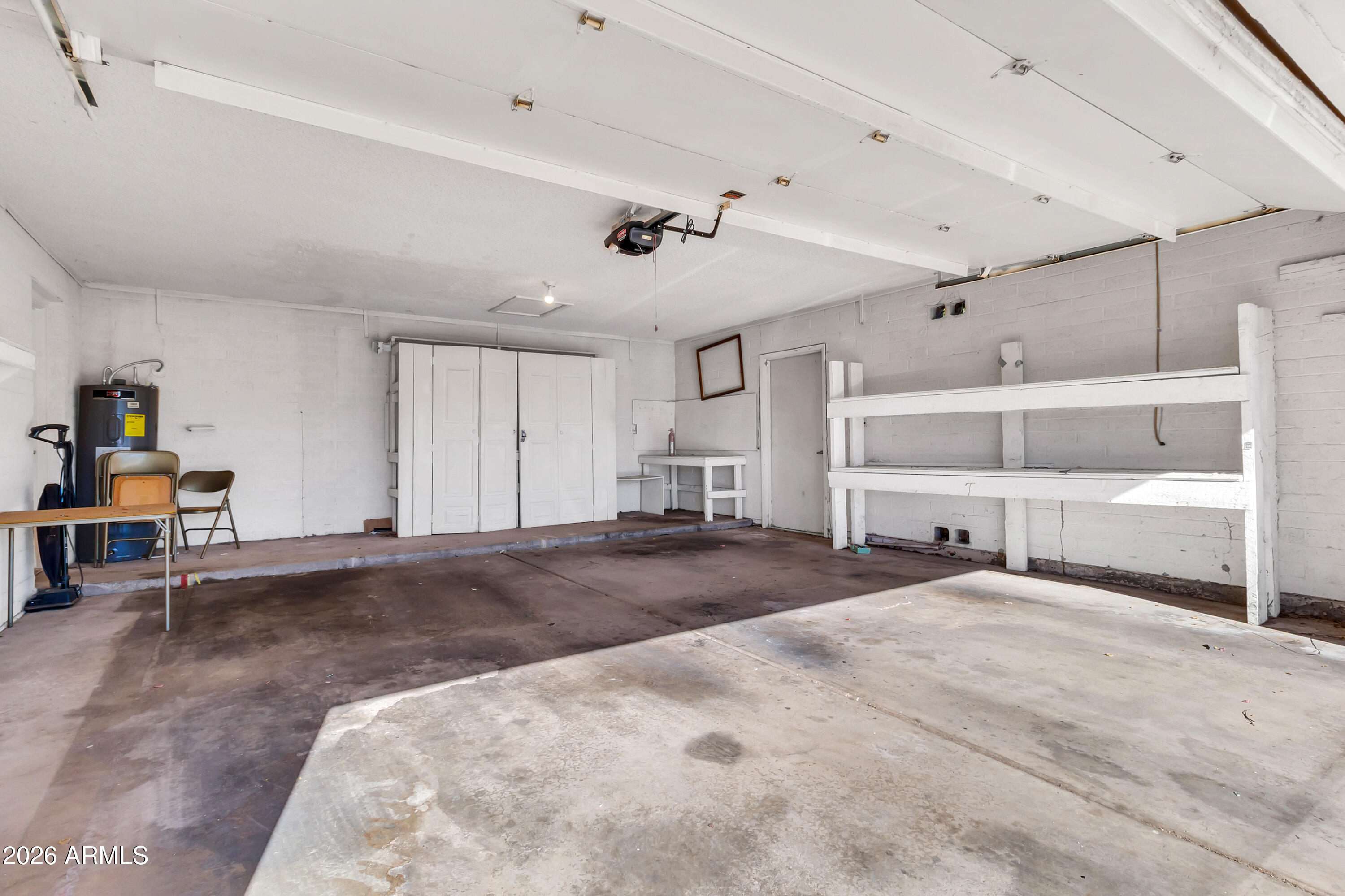 2318 W MONTEREY Circle