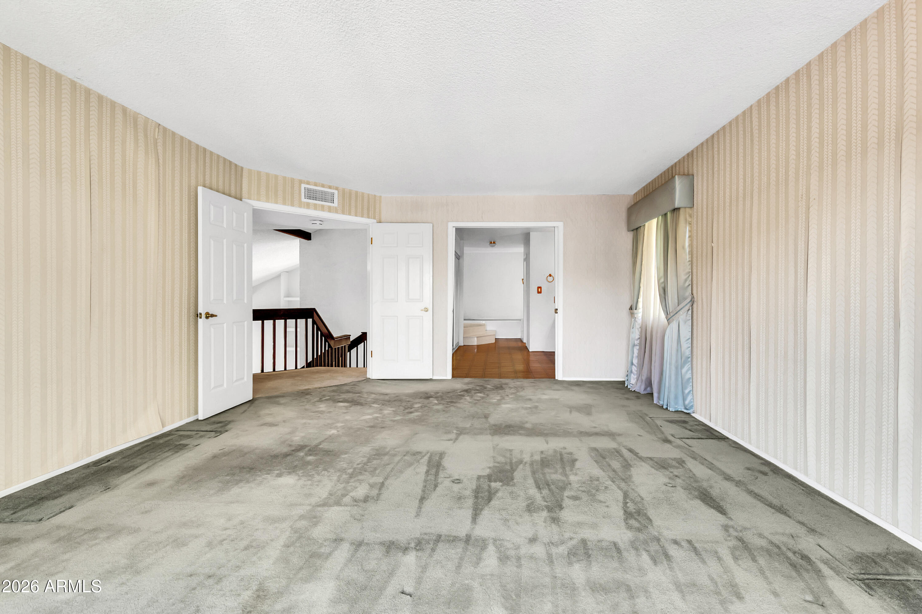 2318 W MONTEREY Circle