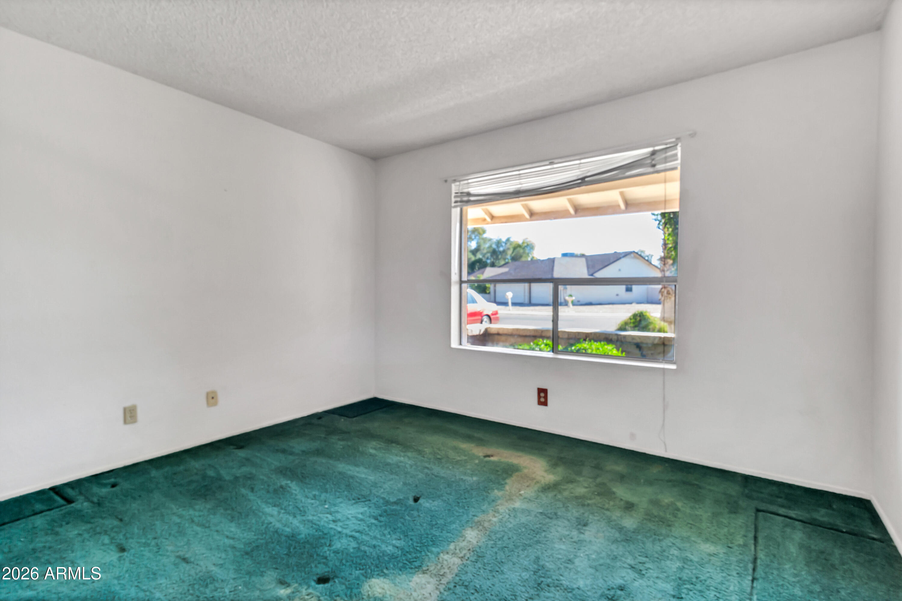 2318 W MONTEREY Circle