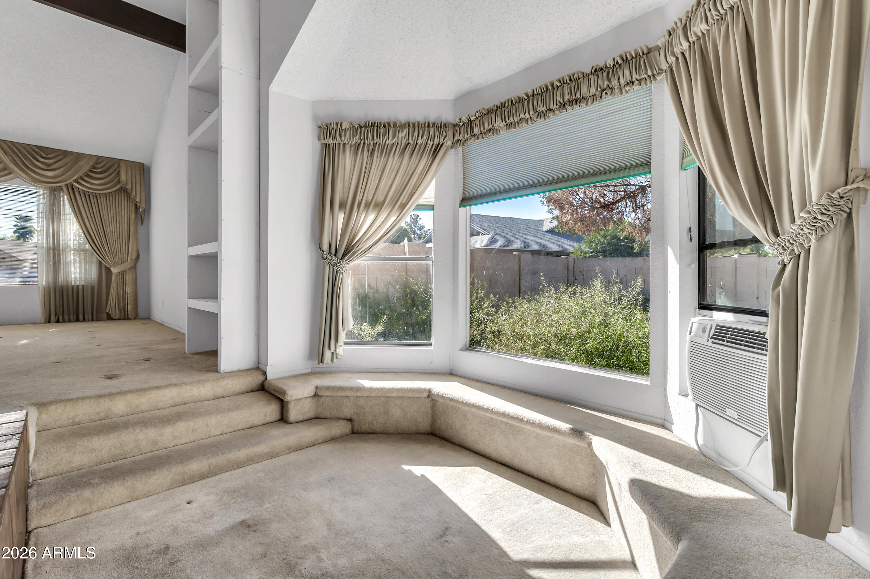 2318 W MONTEREY Circle