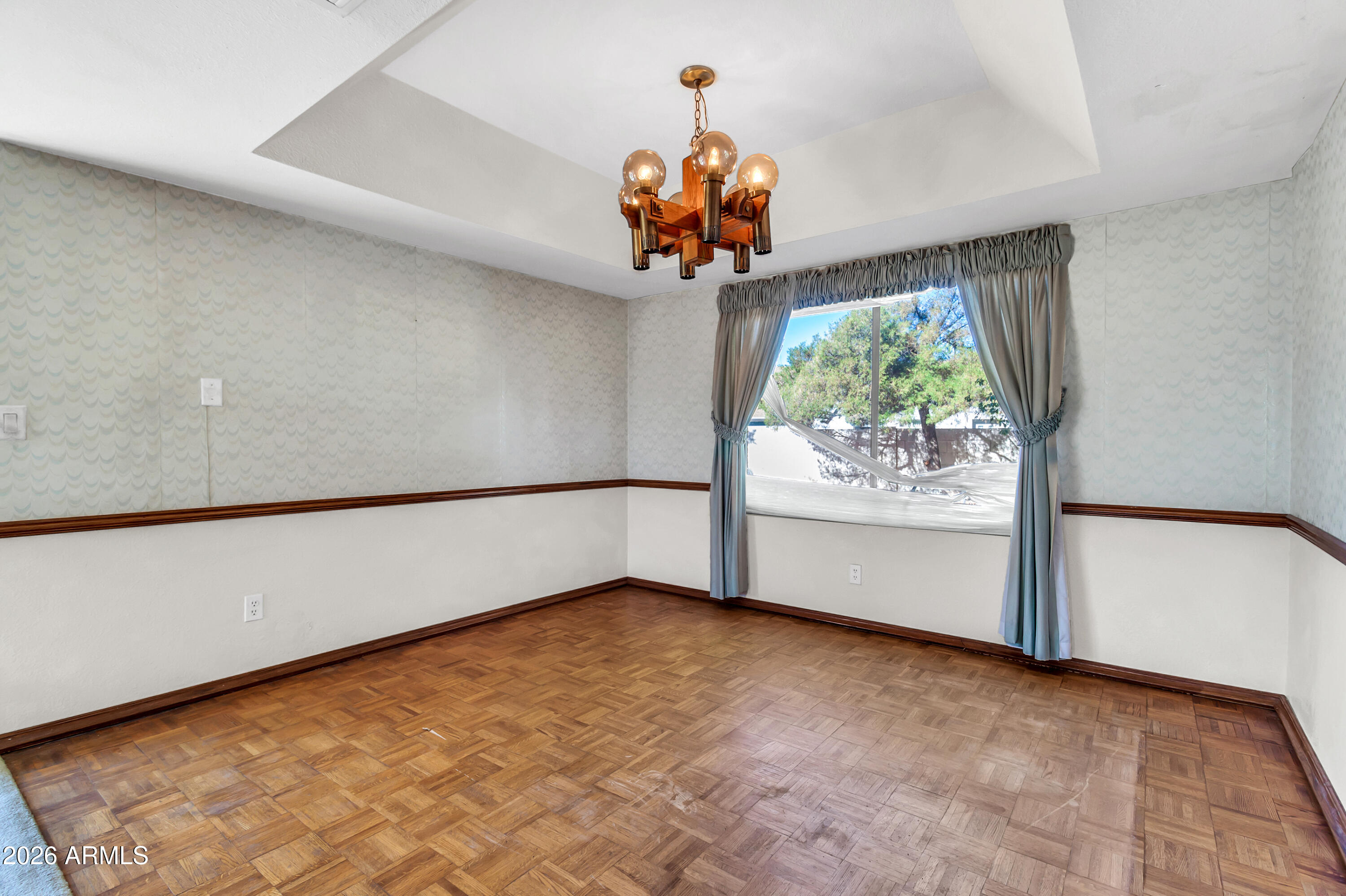 2318 W MONTEREY Circle