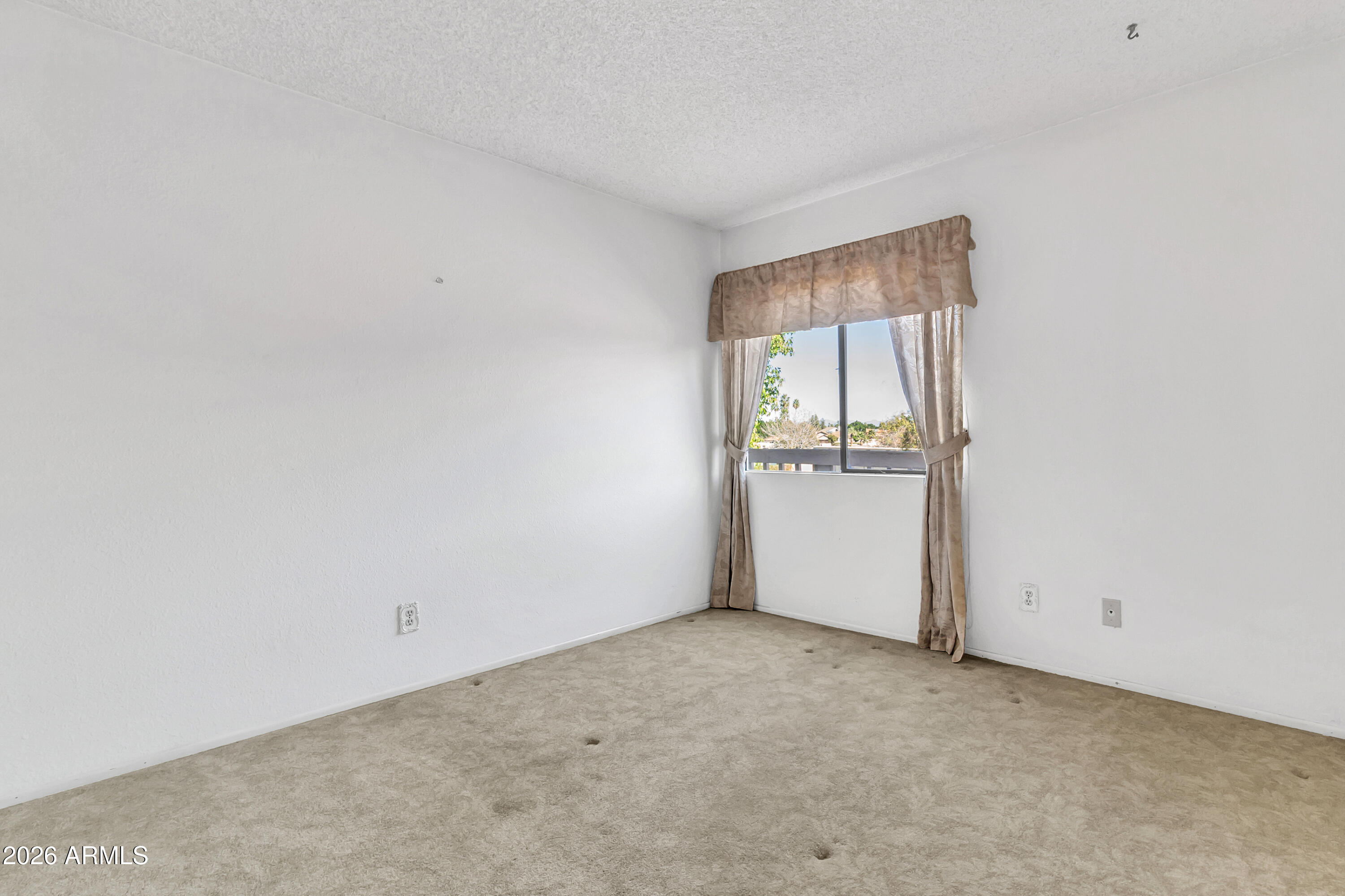 2318 W MONTEREY Circle
