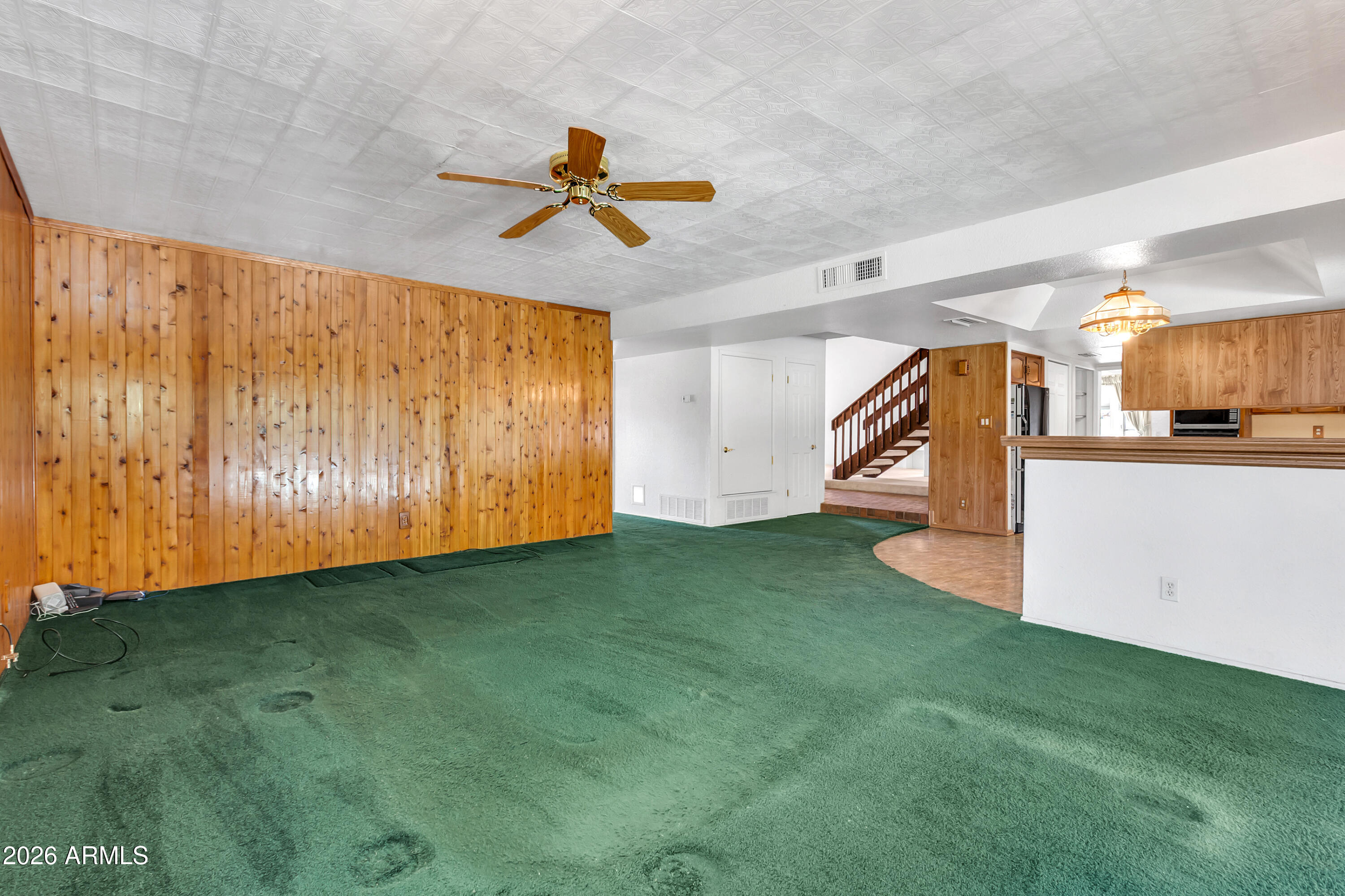 2318 W MONTEREY Circle